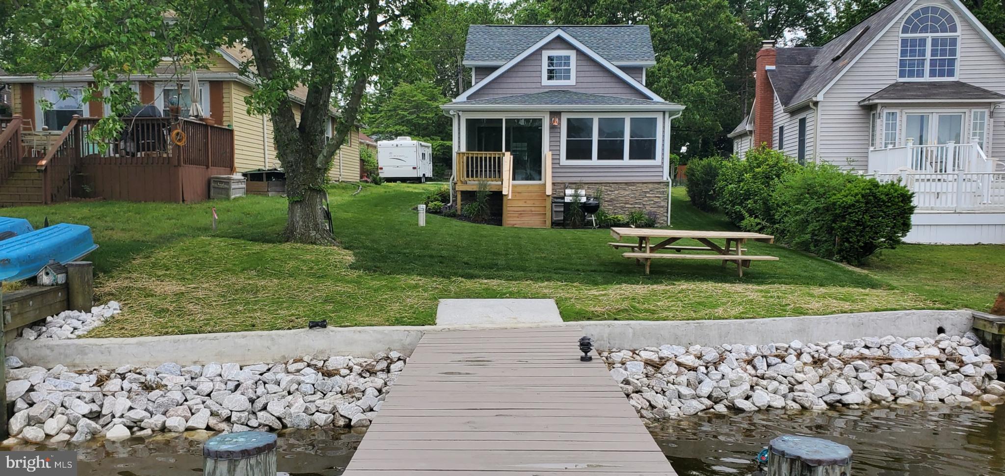 LONG POINT - Residential