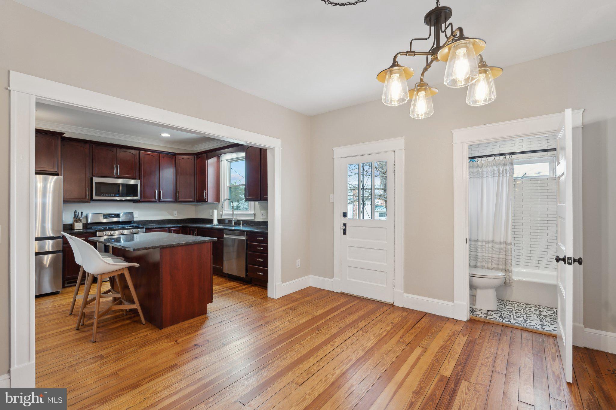 DOWNTOWN FREDERICKSBURG - Residential