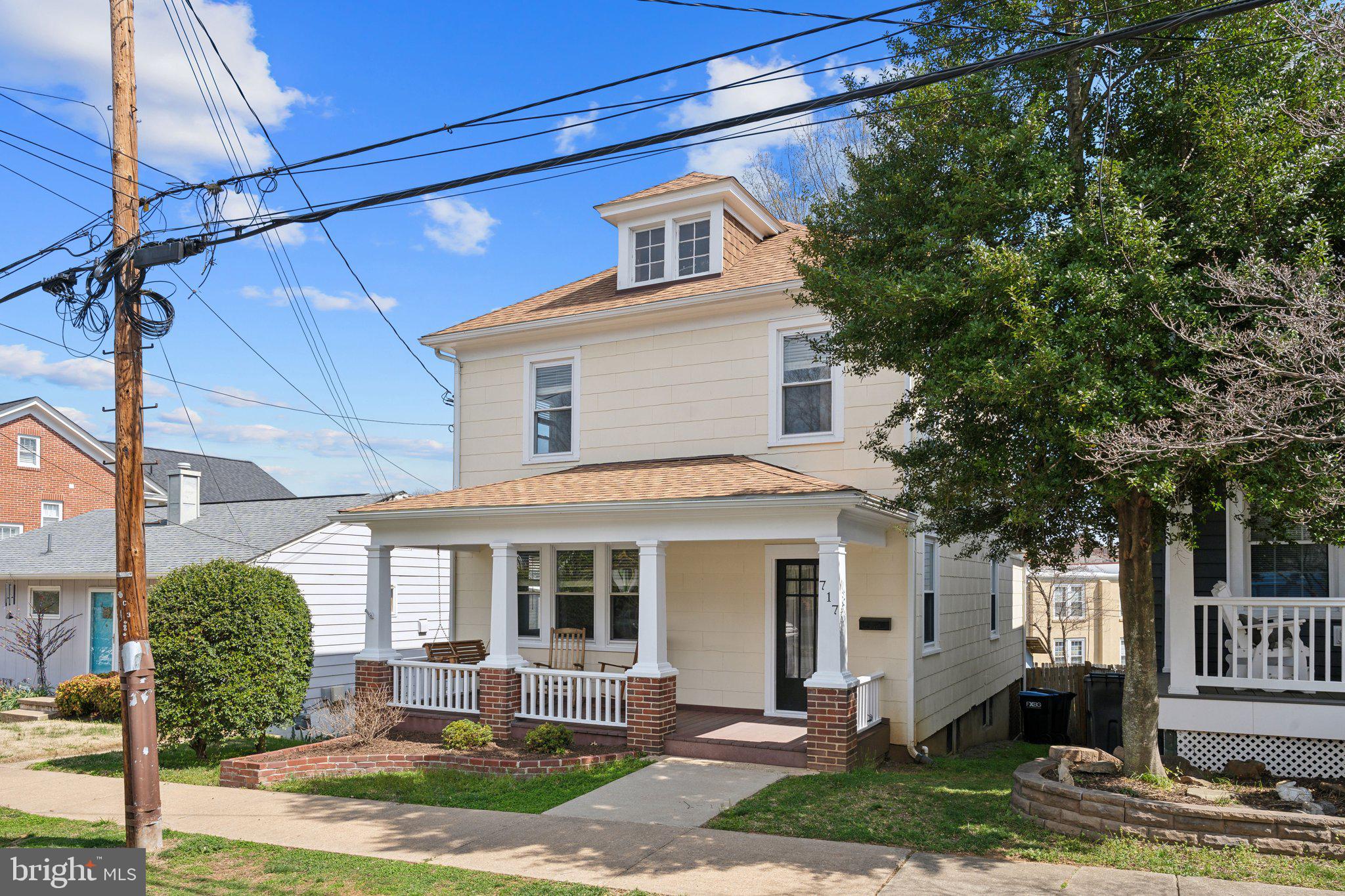 DOWNTOWN FREDERICKSBURG - Residential