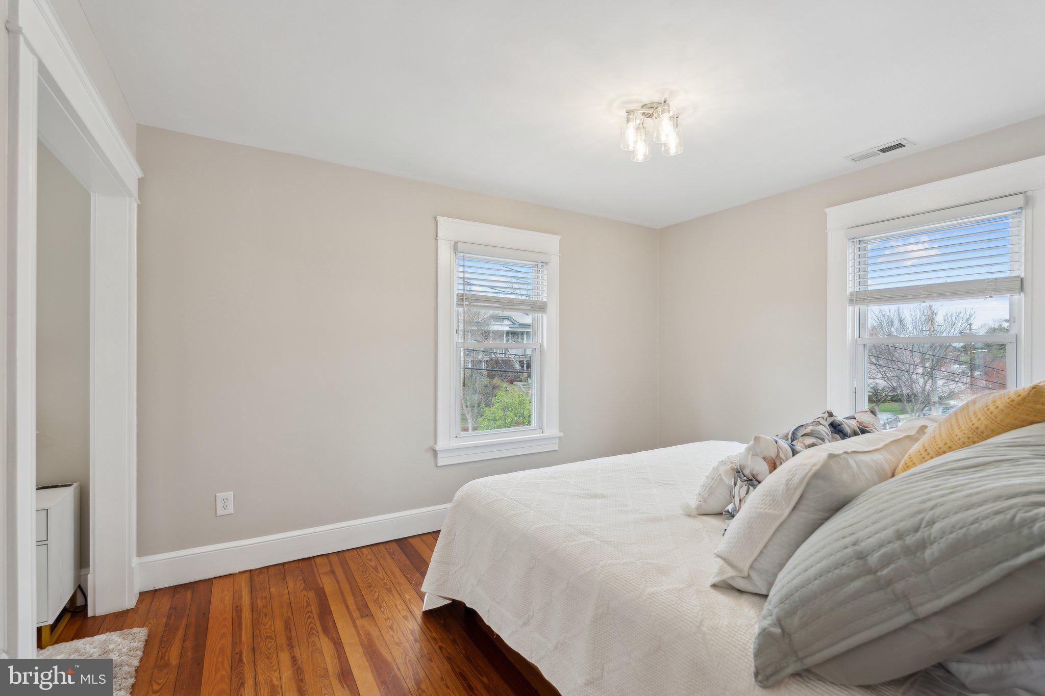 DOWNTOWN FREDERICKSBURG - Residential