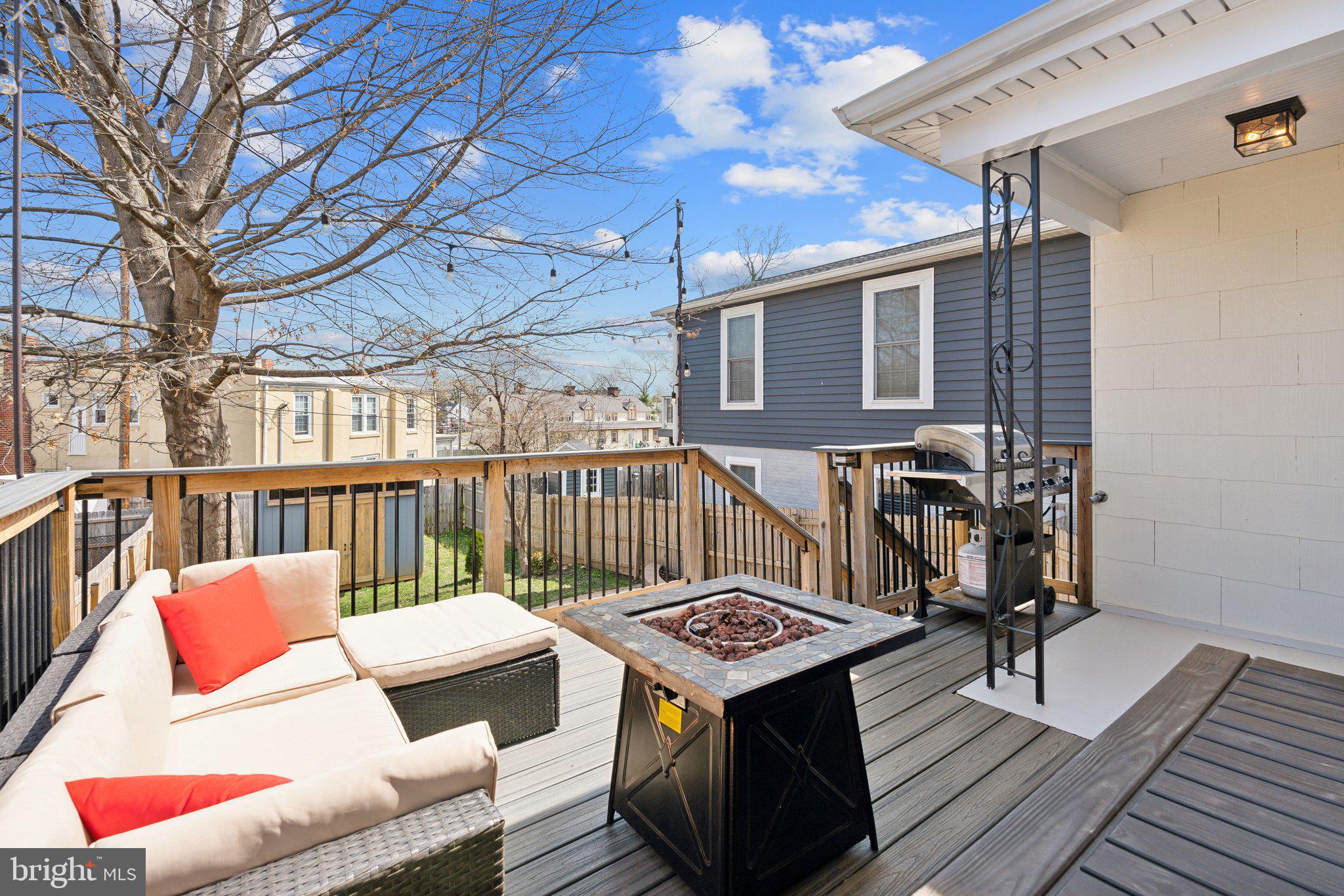 DOWNTOWN FREDERICKSBURG - Residential