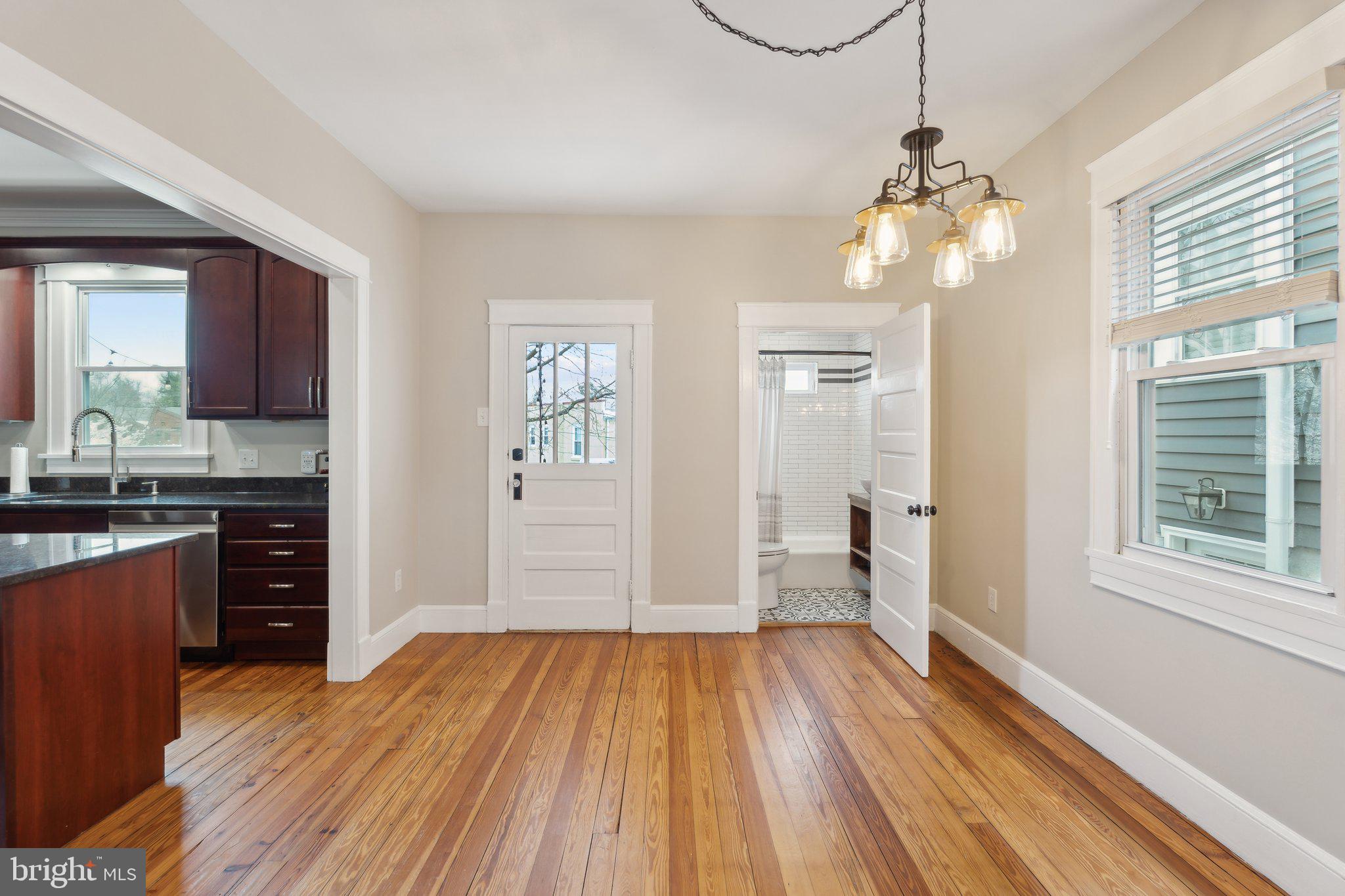 DOWNTOWN FREDERICKSBURG - Residential