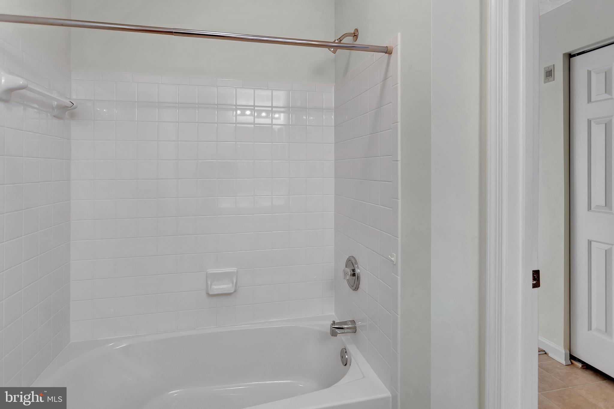 PERRY HALL FARMS GARDEN CONDOS - Residential