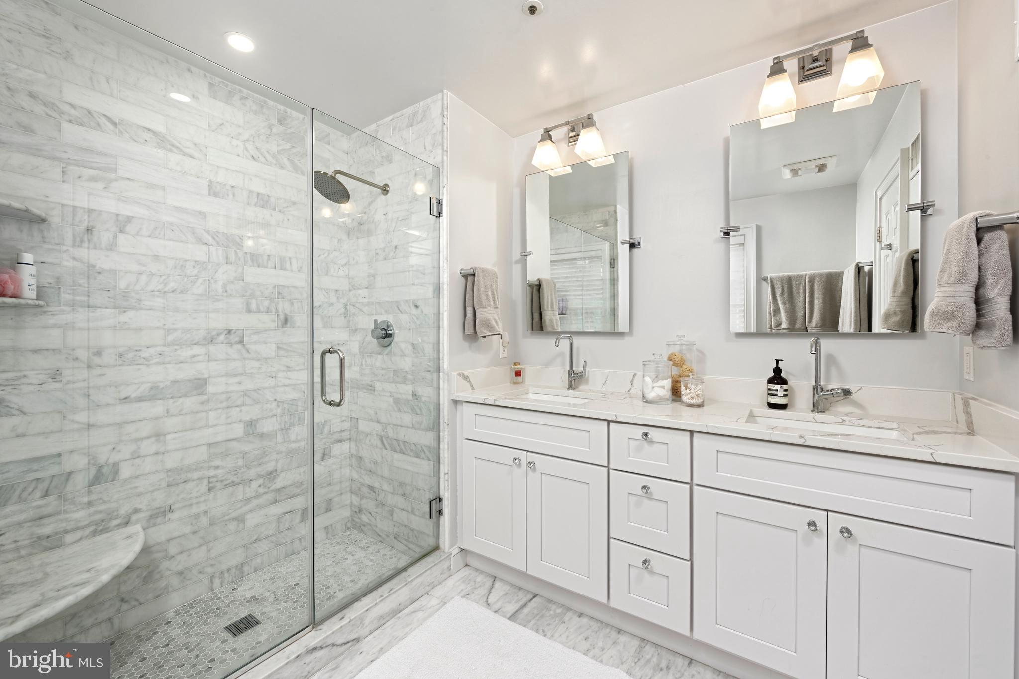 HARBORSIDE - Residential