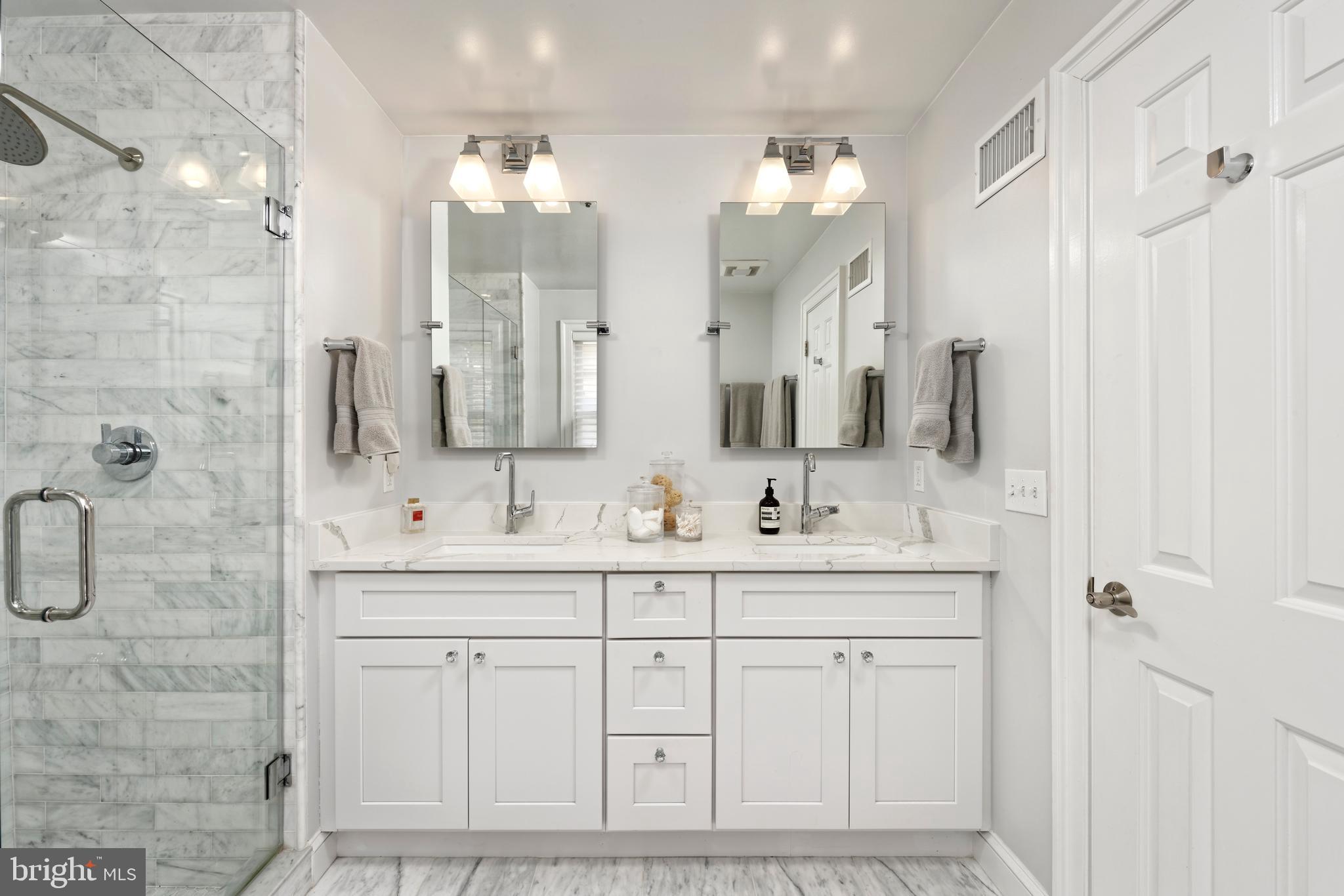 HARBORSIDE - Residential