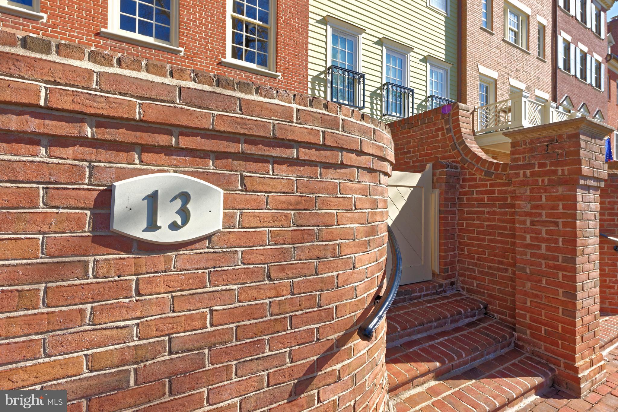 HARBORSIDE - Residential