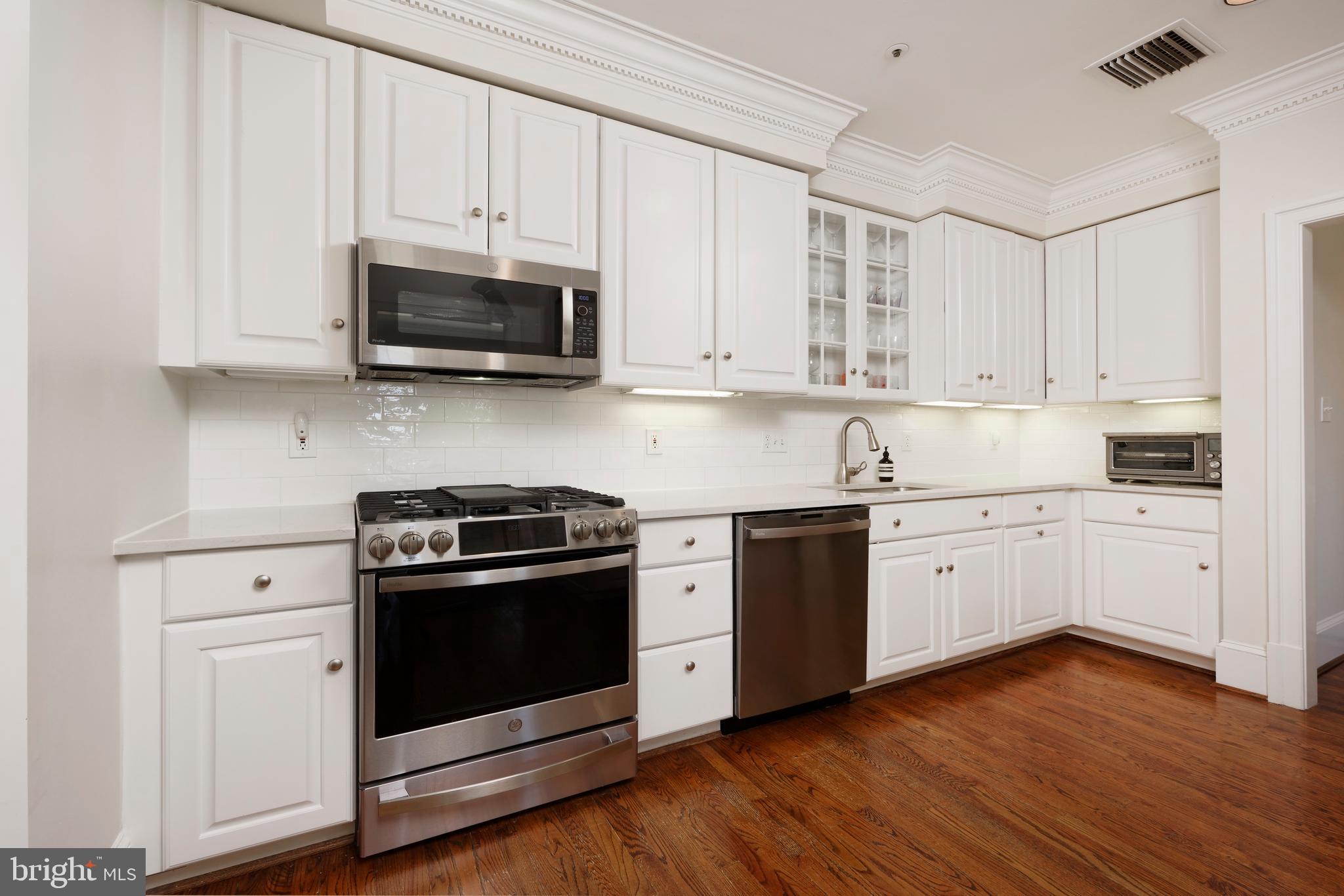 HARBORSIDE - Residential