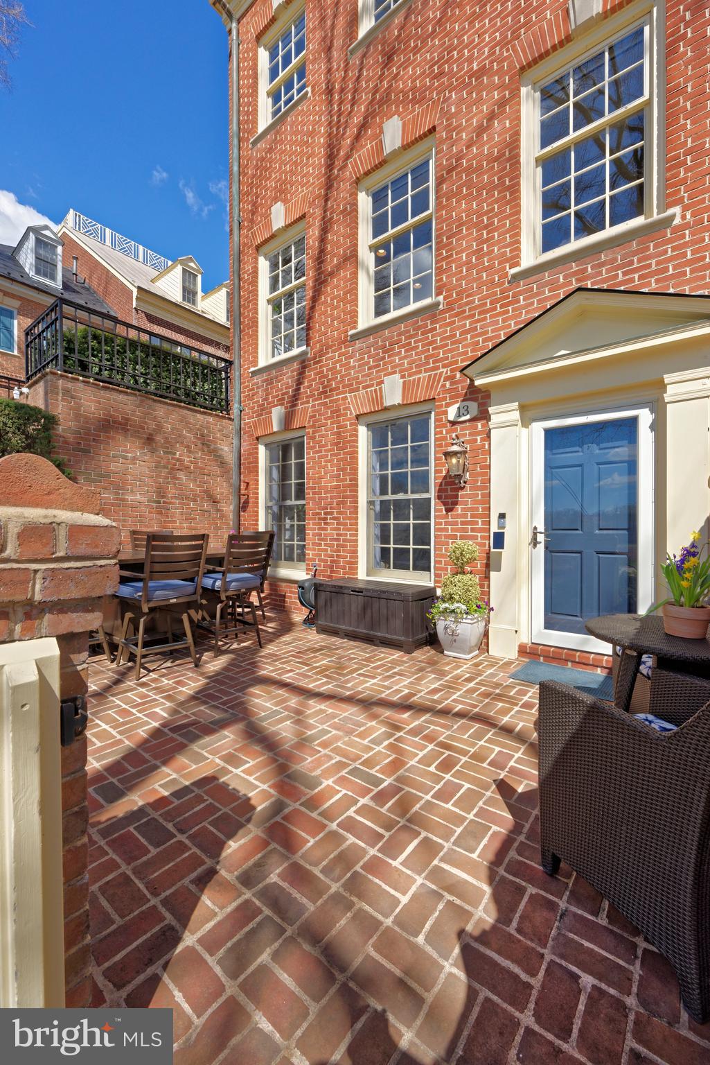 HARBORSIDE - Residential