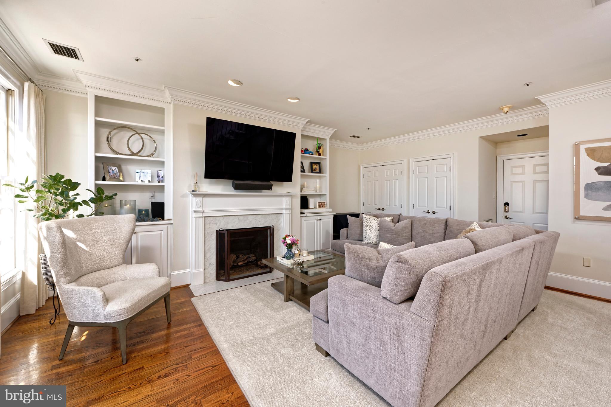 HARBORSIDE - Residential