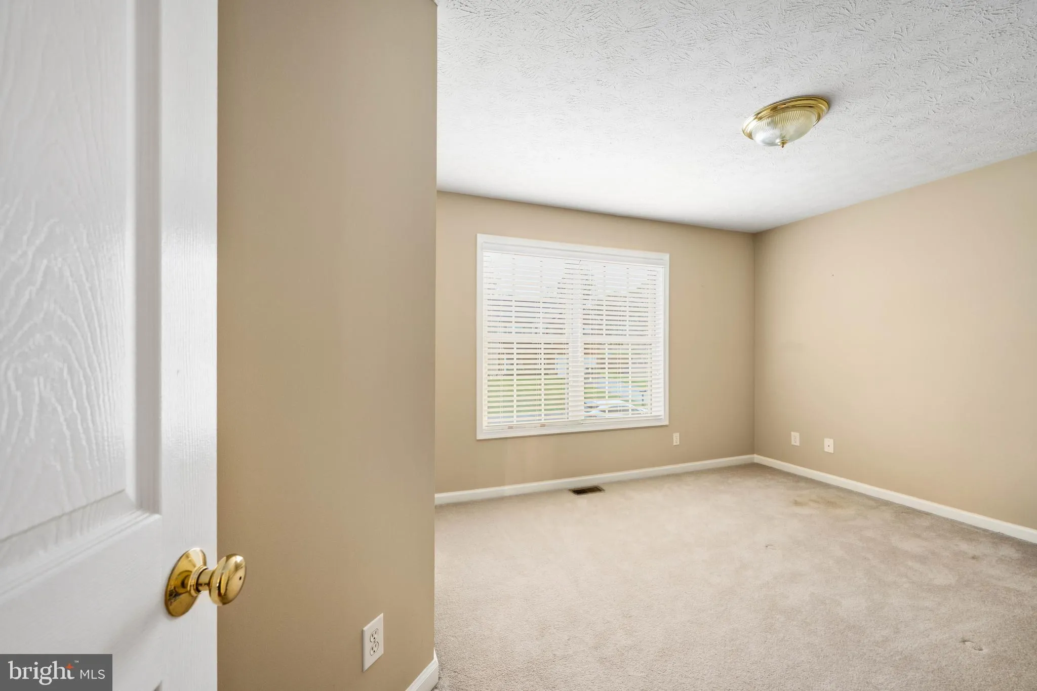 King George, Virginia 22485, United States, 5 Bedrooms Bedrooms, ,3 BathroomsBathrooms,Residential,Pending,105275