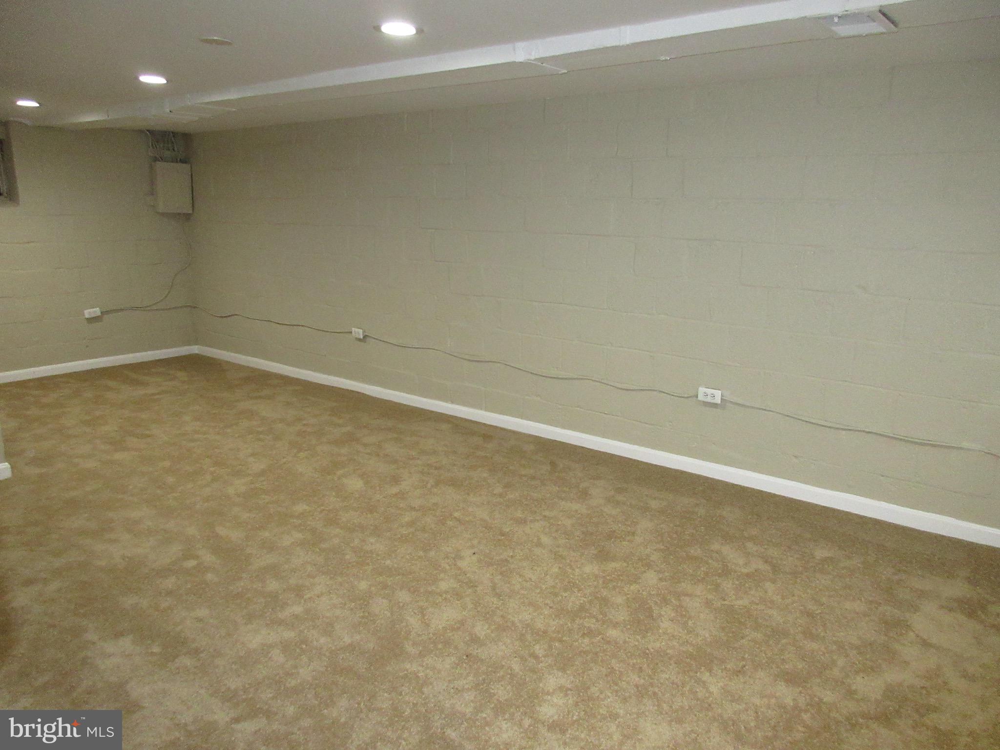 OLD TOWN ALEXANDRIA - Residential Lease