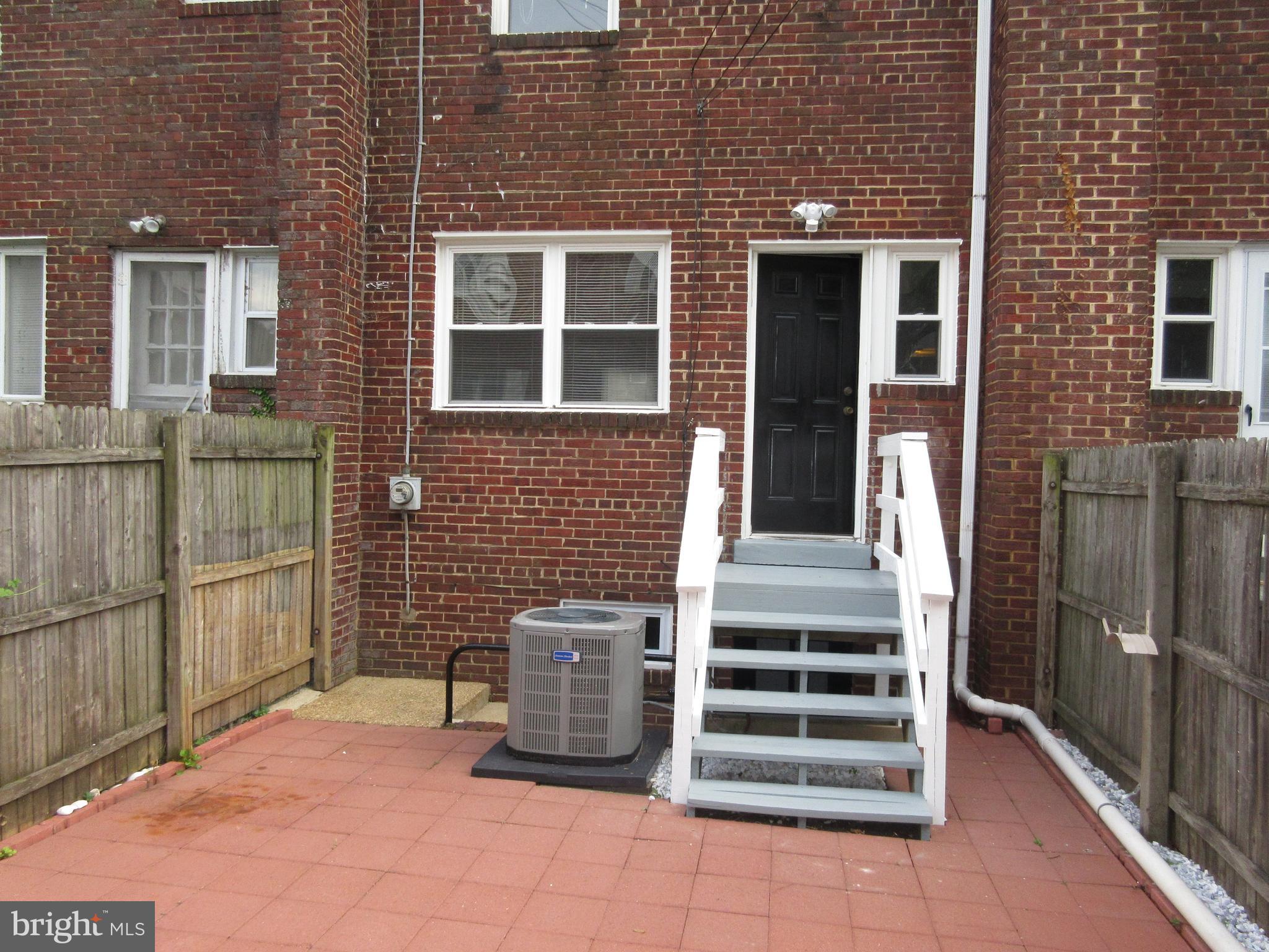 OLD TOWN ALEXANDRIA - Residential Lease