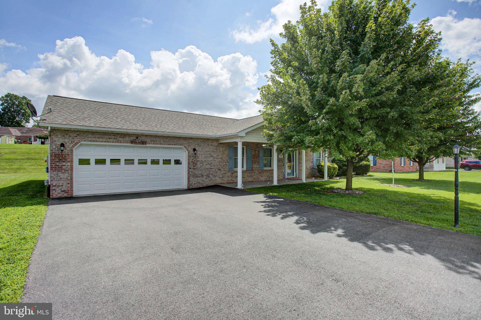 1206 S POINTE DRIVE