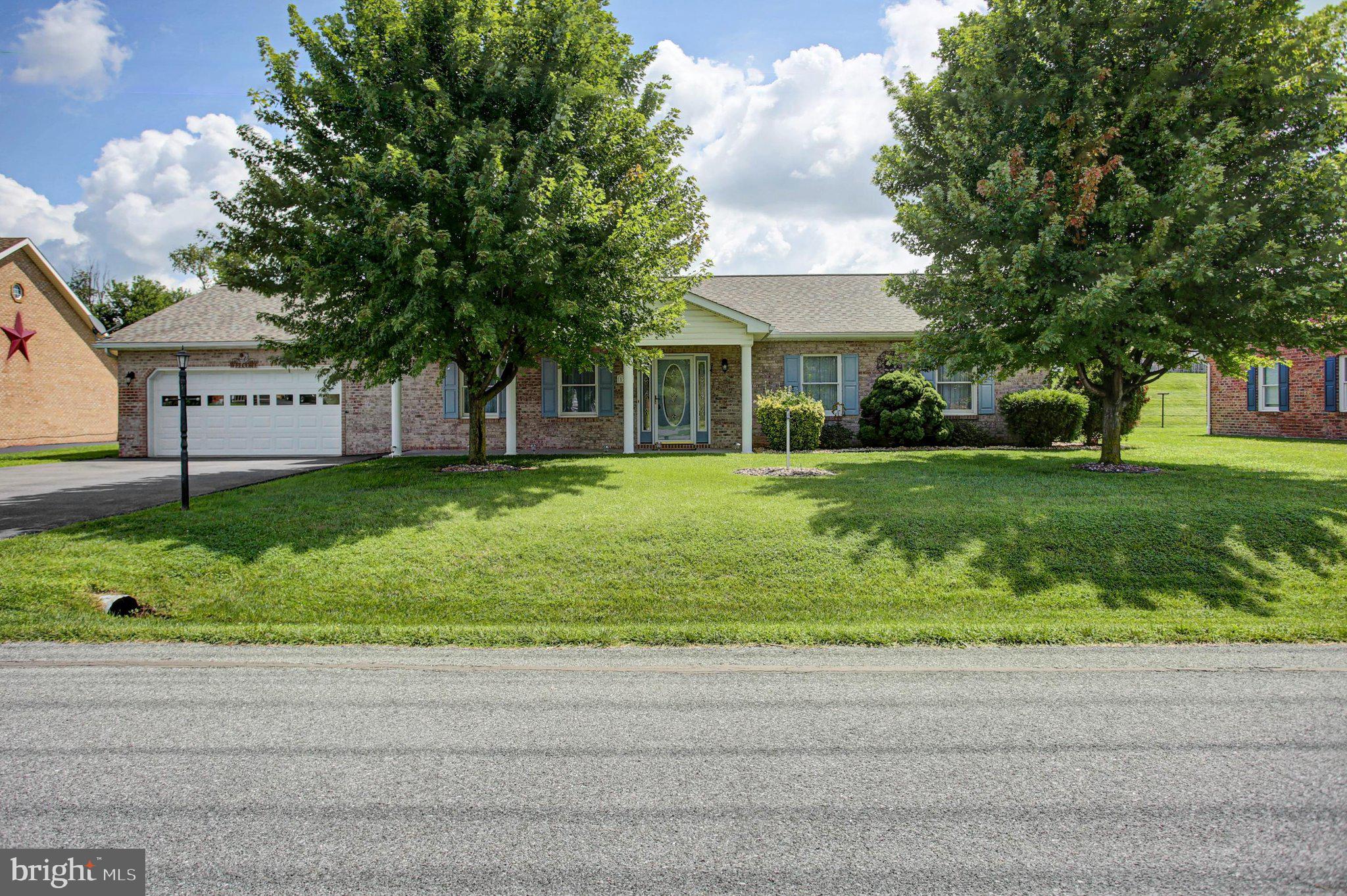 1206 S POINTE DRIVE