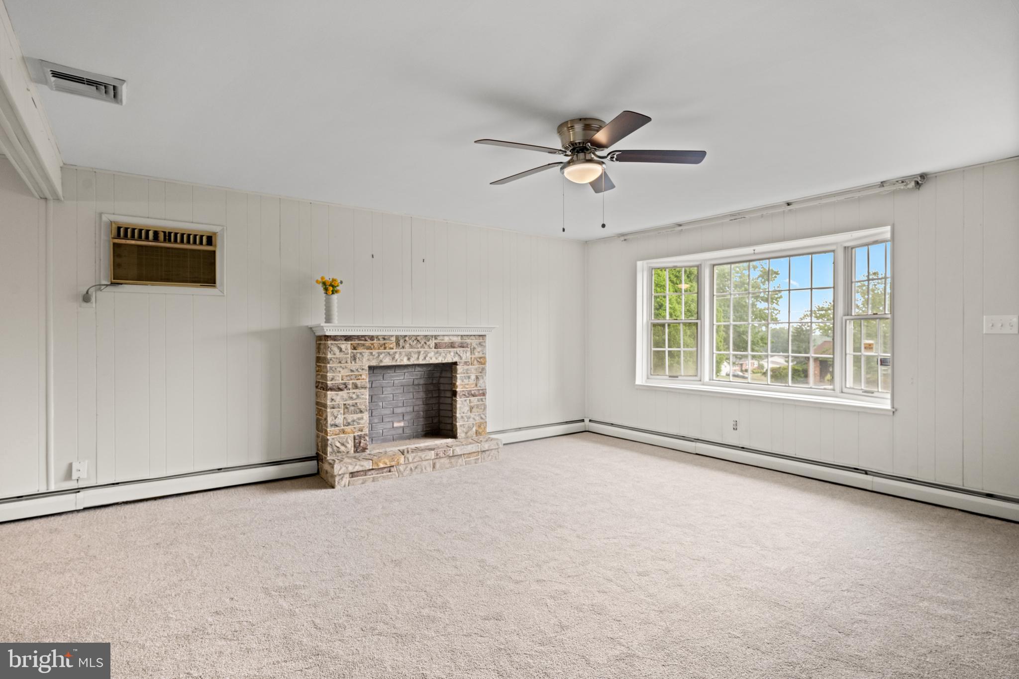 3211 SHARON LANE