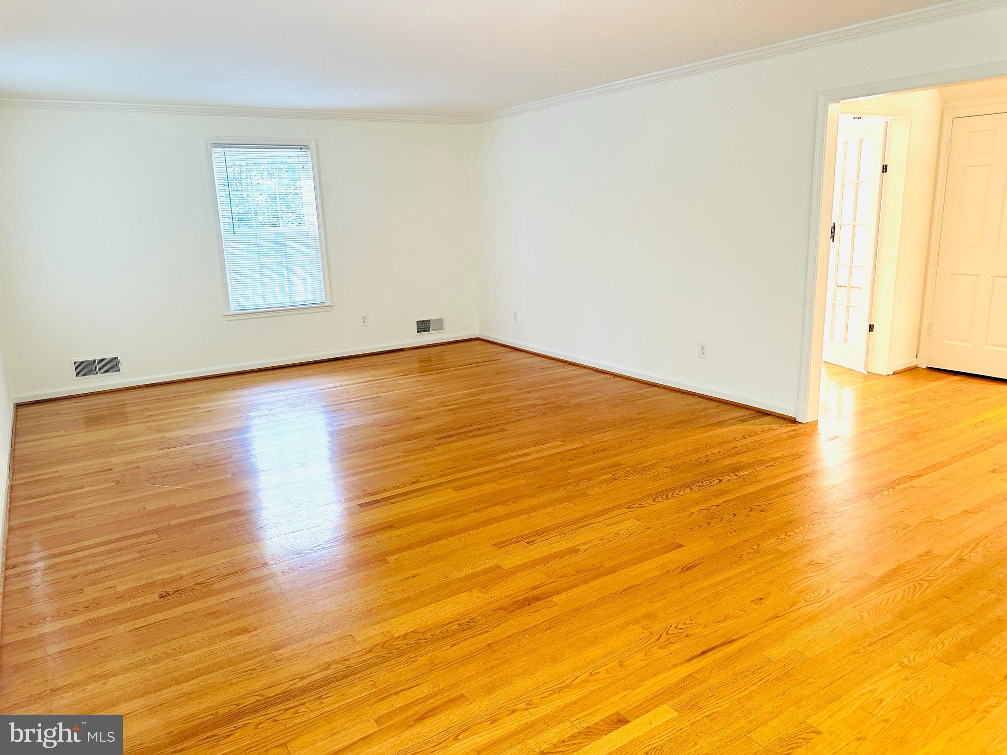 GREAT FALLS ESTATES - Residential Lease