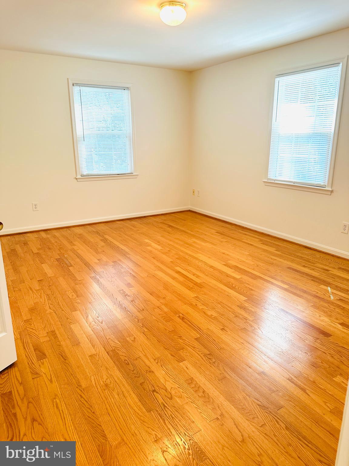 GREAT FALLS ESTATES - Residential Lease