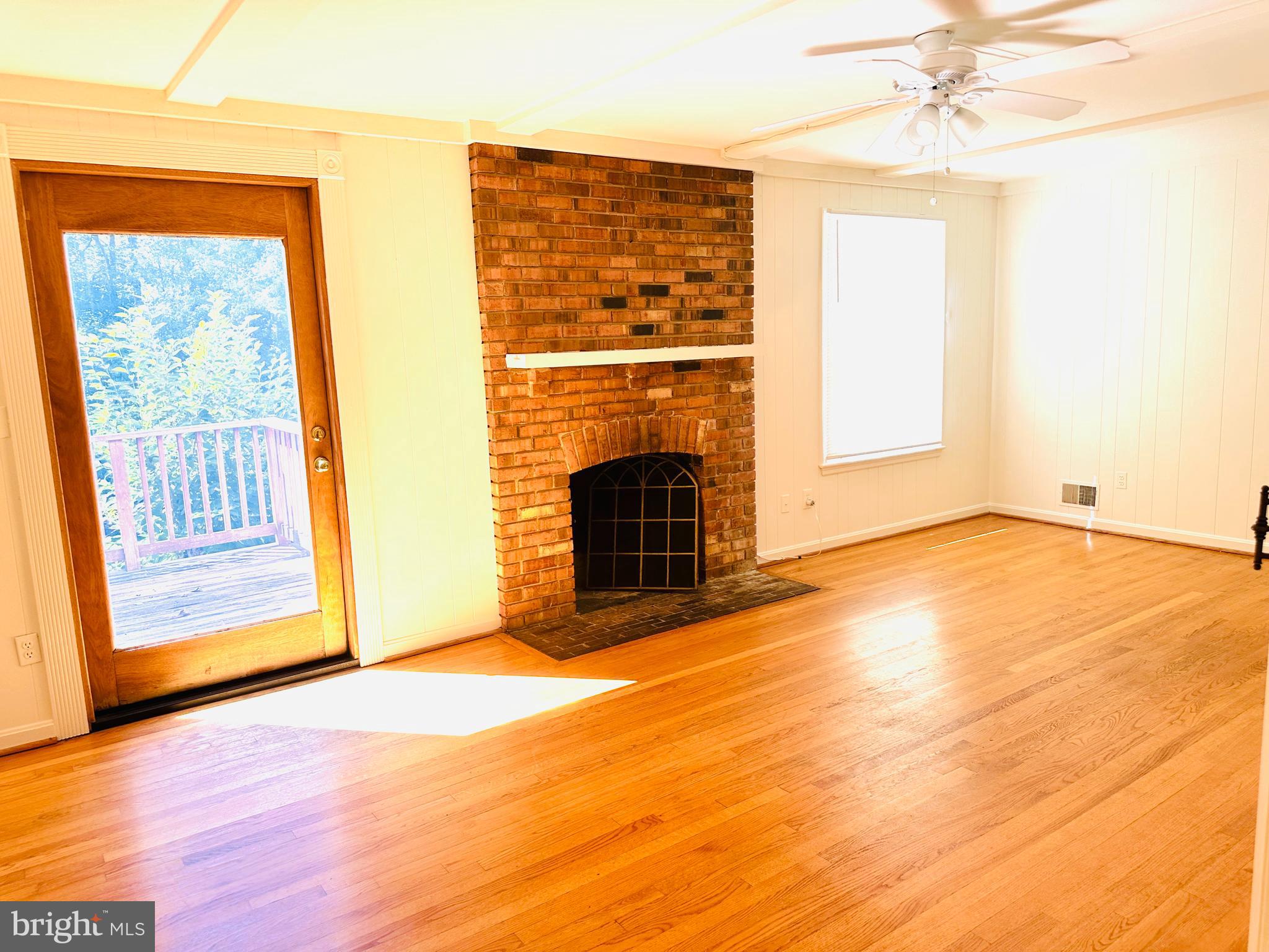 GREAT FALLS ESTATES - Residential Lease