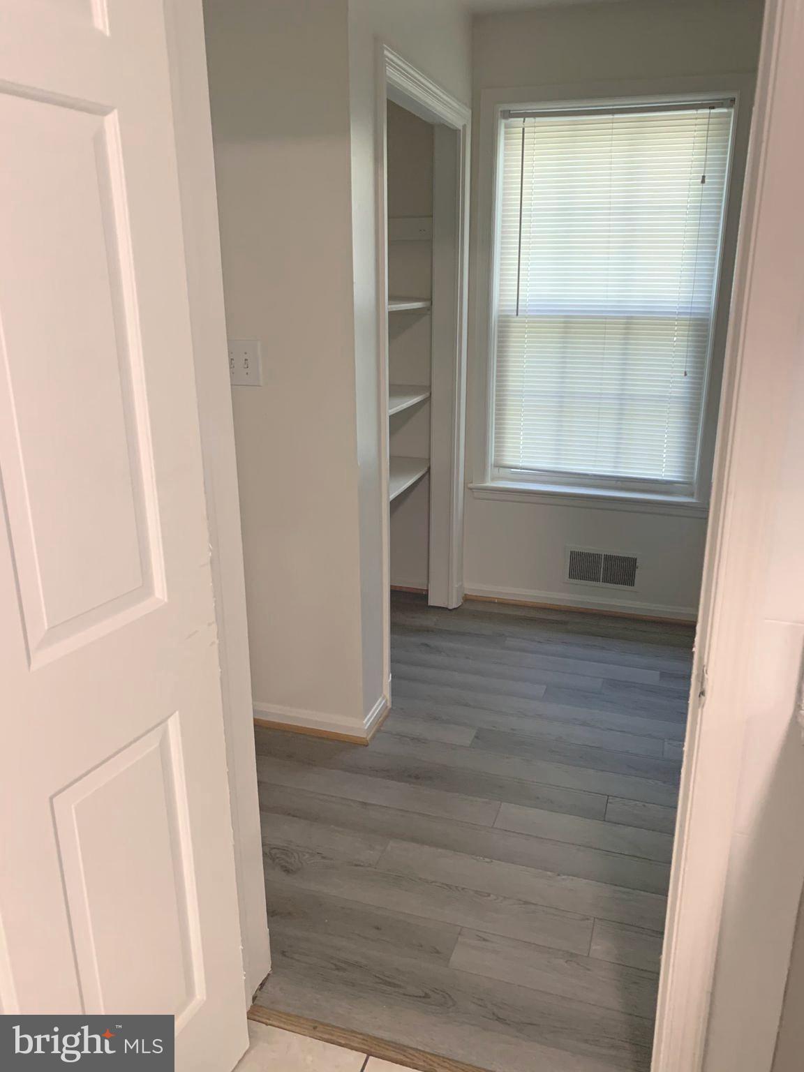 GREAT FALLS ESTATES - Residential Lease