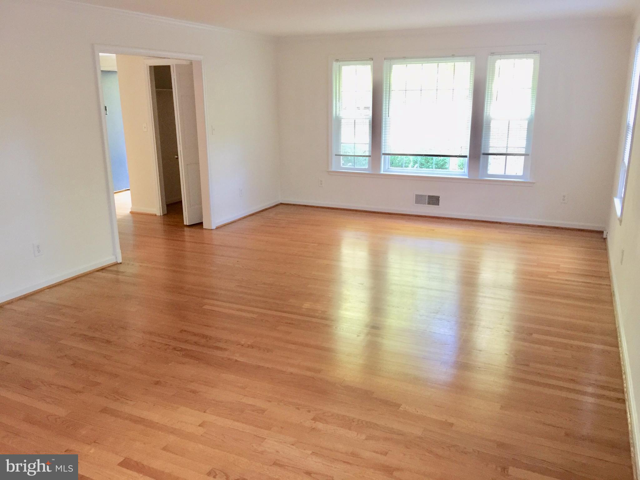 GREAT FALLS ESTATES - Residential Lease