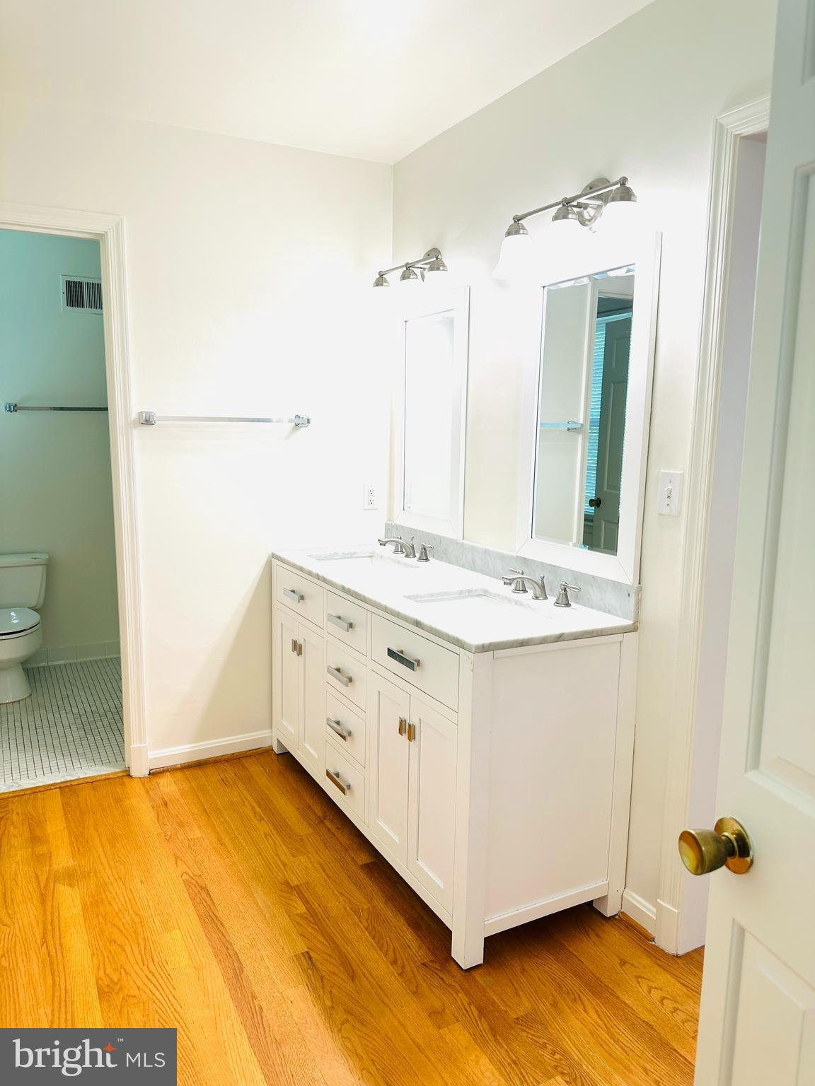 GREAT FALLS ESTATES - Residential Lease