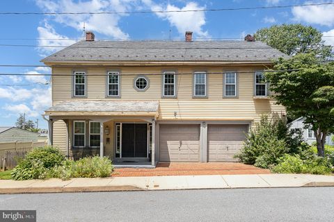 Photo of 11 Landis Avenue, MILLERSVILLE, PA 17551 (MLS # PALA2071728)