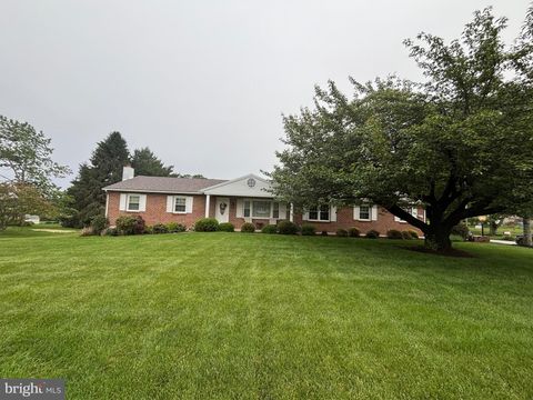 Photo of 15343 N Barrens Road N, STEWARTSTOWN, PA 17363 (MLS # PAYK2104094)