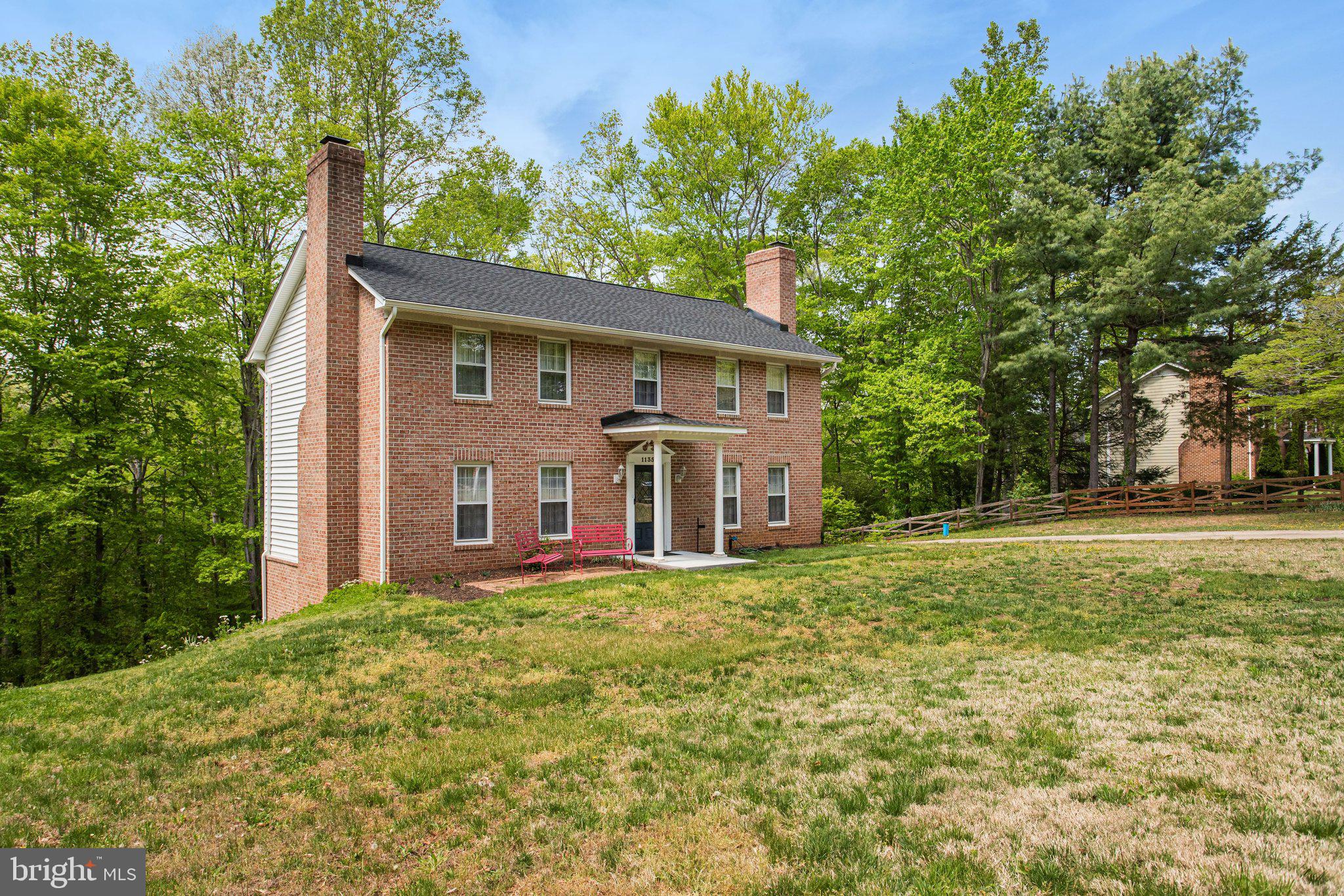 OCCOQUAN OAKS - Residential