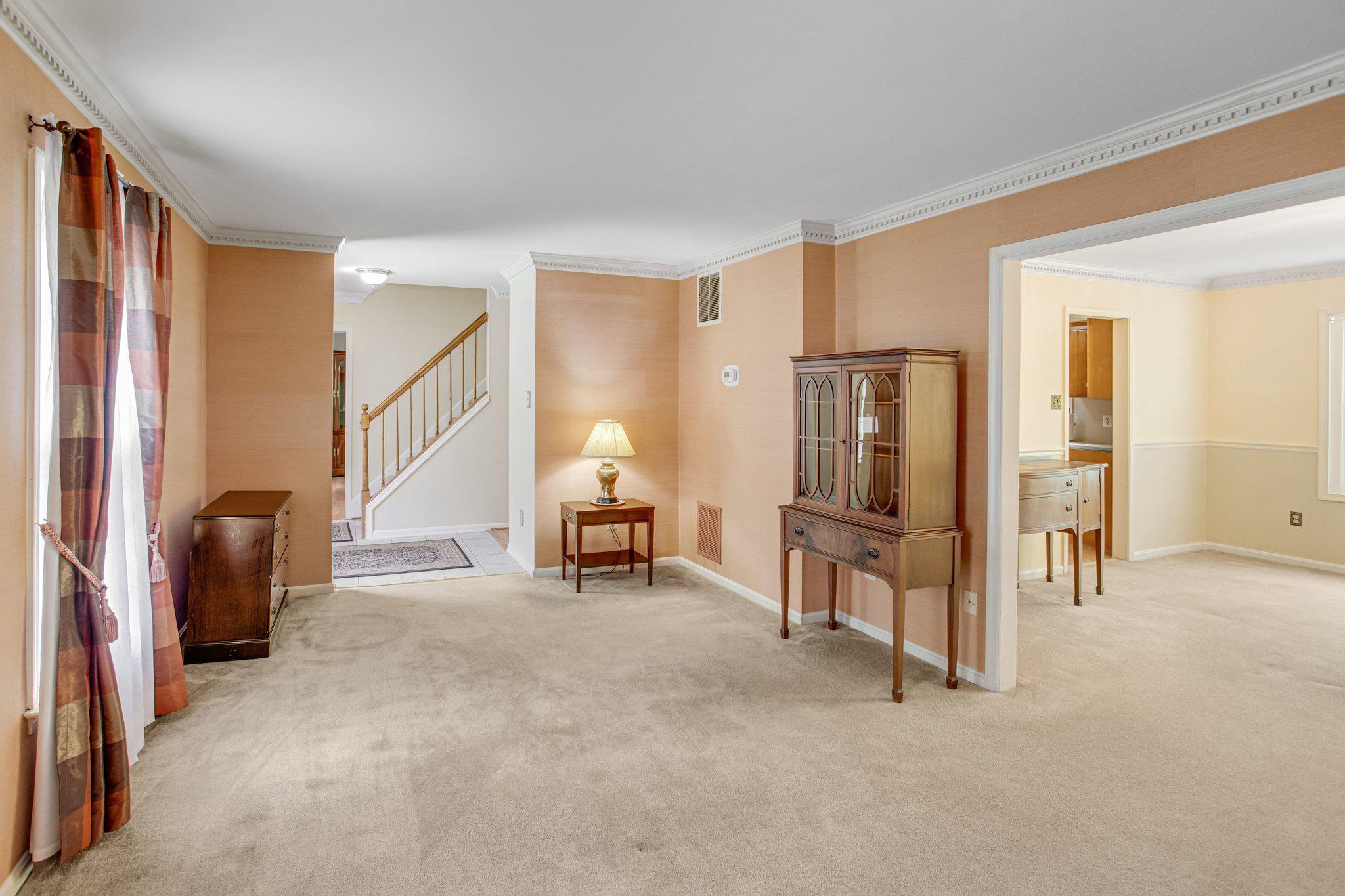 OCCOQUAN OAKS - Residential