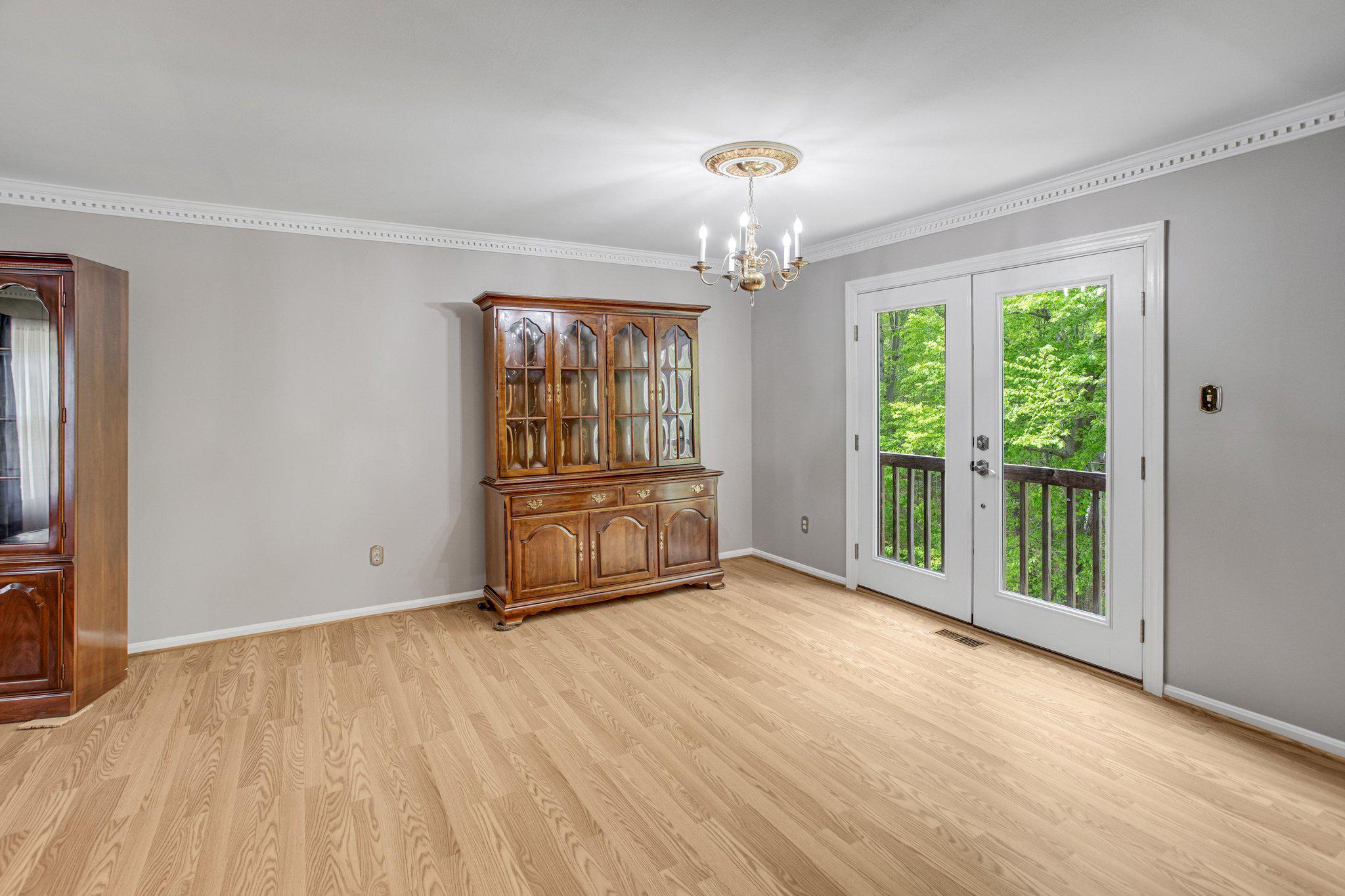 OCCOQUAN OAKS - Residential