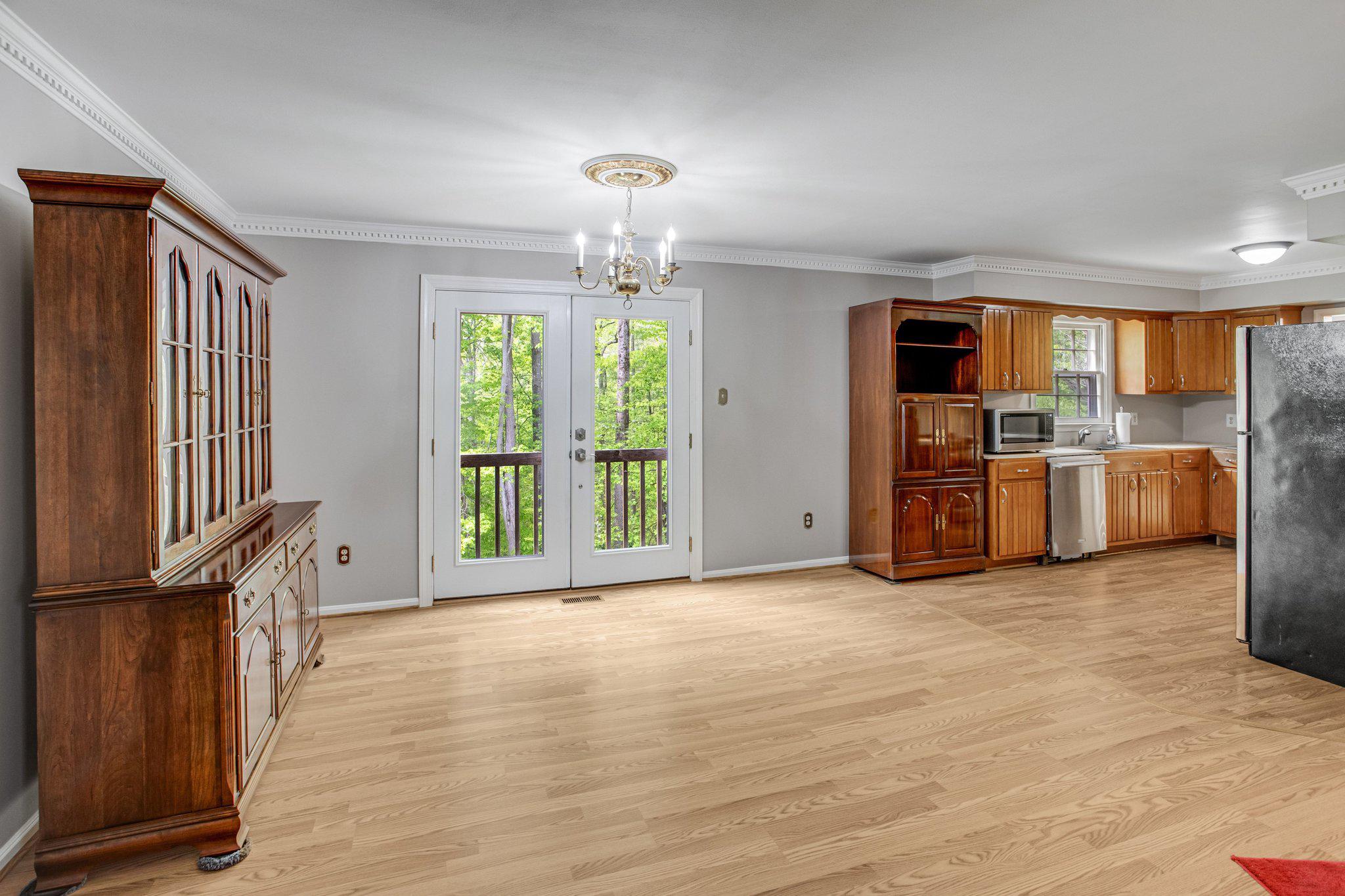 OCCOQUAN OAKS - Residential