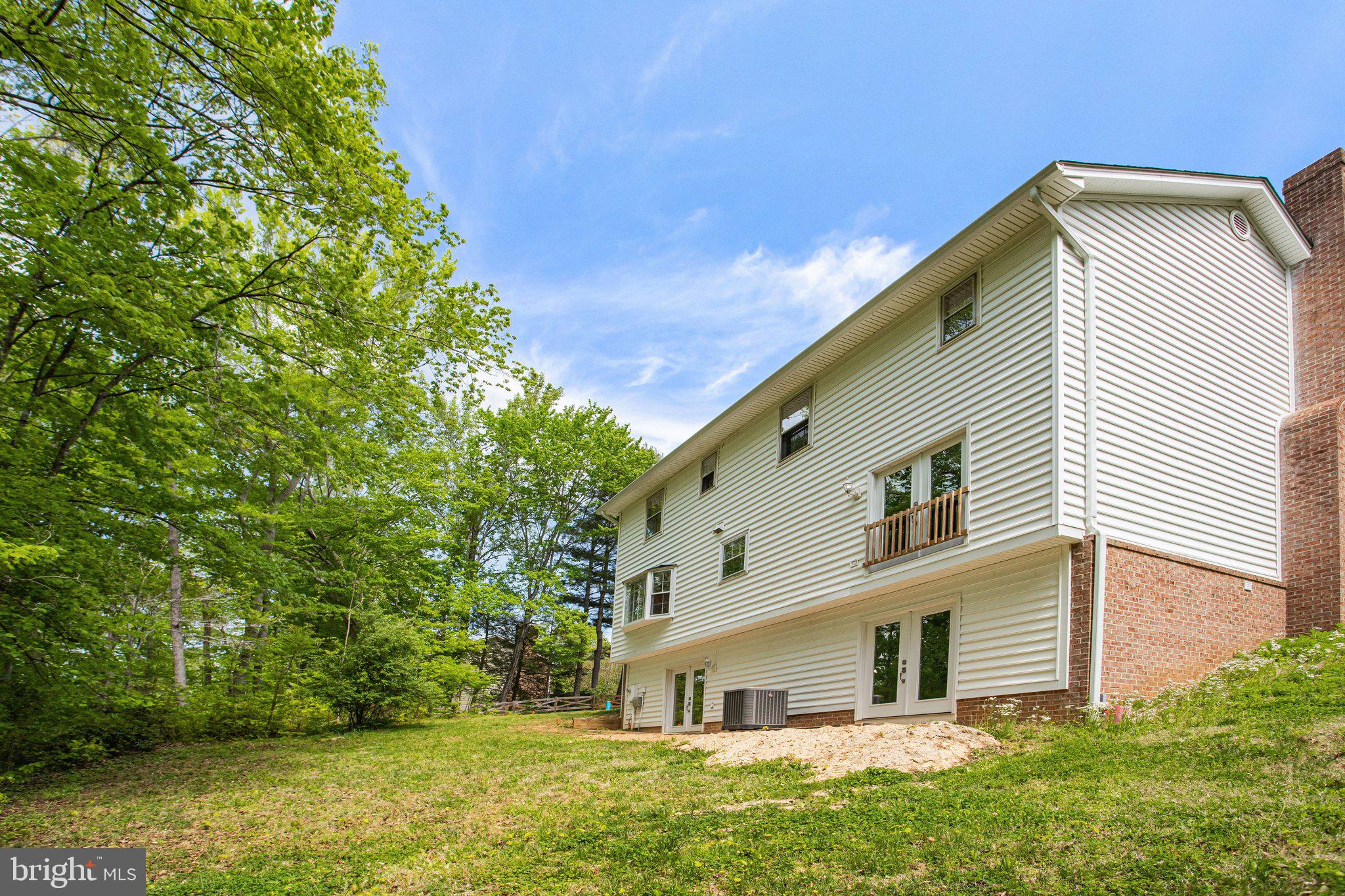 OCCOQUAN OAKS - Residential