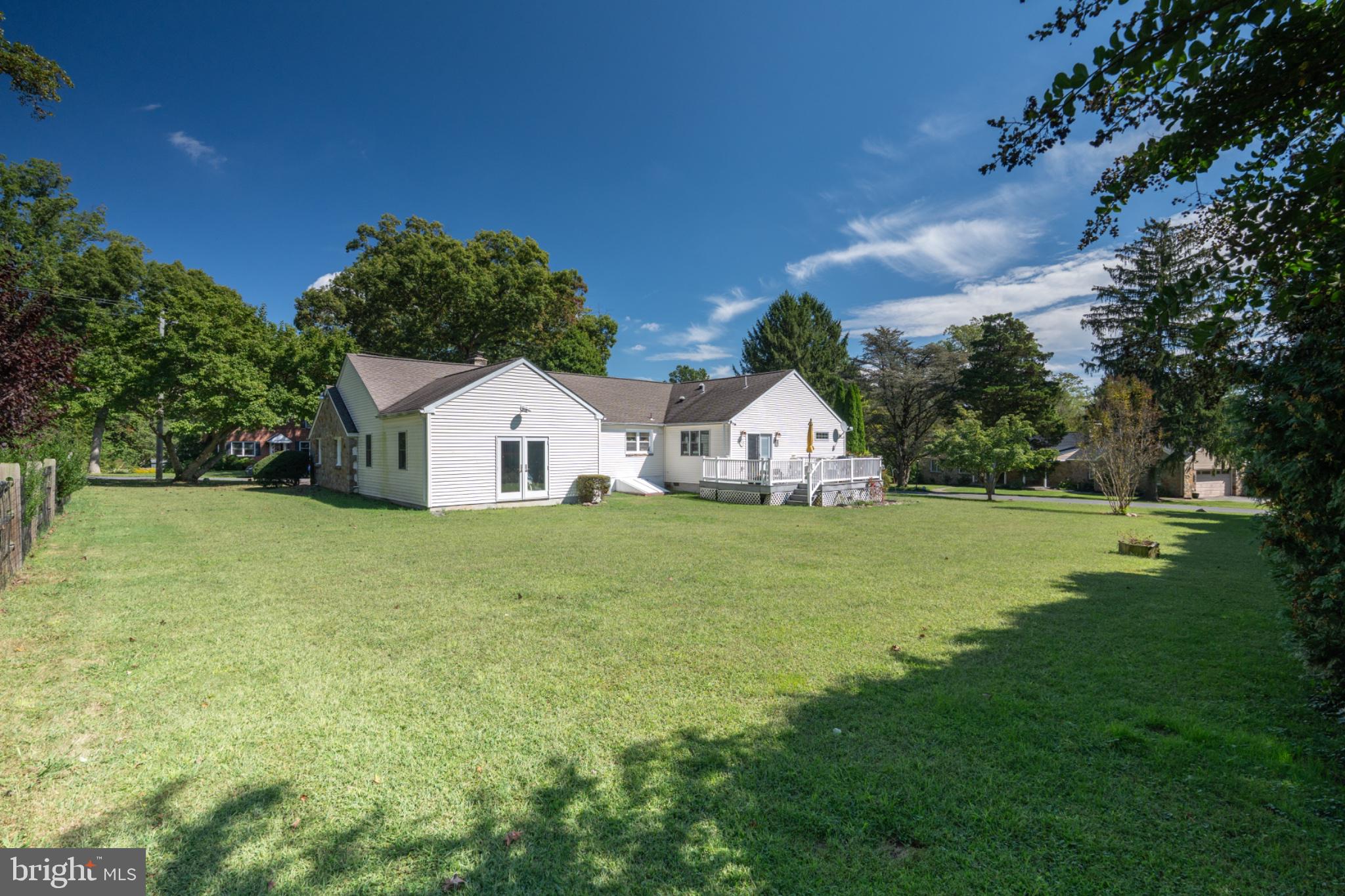 510 W CLEARVIEW AVENUE