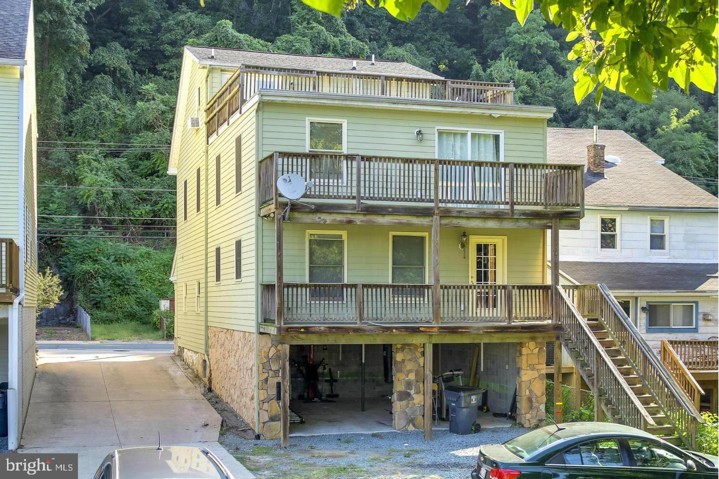 HISTORIC PORT DEPOSIT - Residential