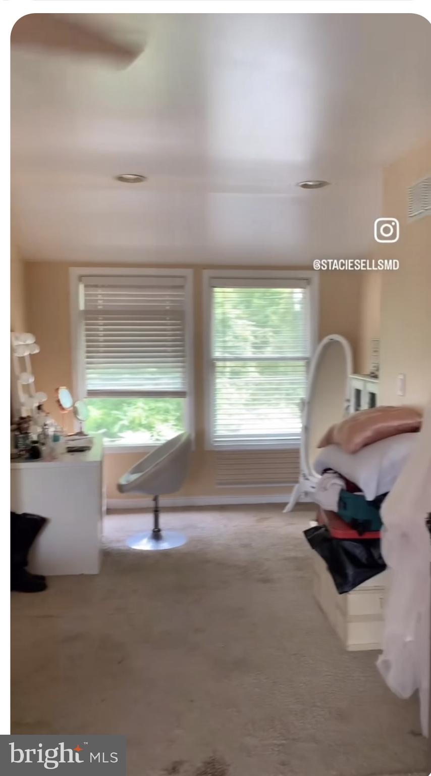 HISTORIC PORT DEPOSIT - Residential