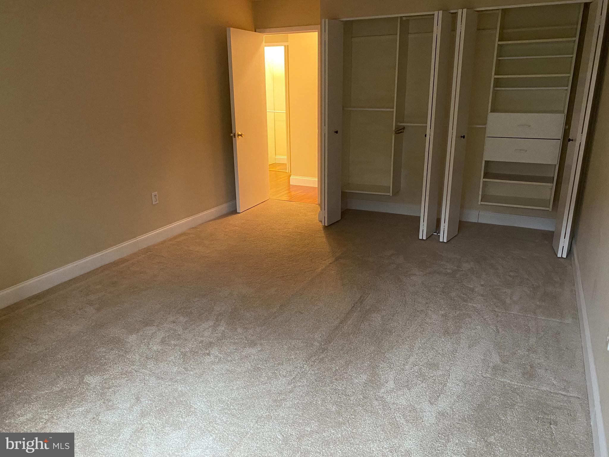 OAK HILL - Residential Lease