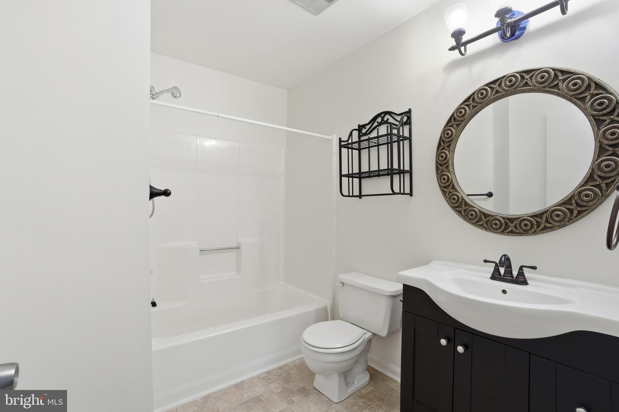 HICKORY RIDGE - Residential Lease