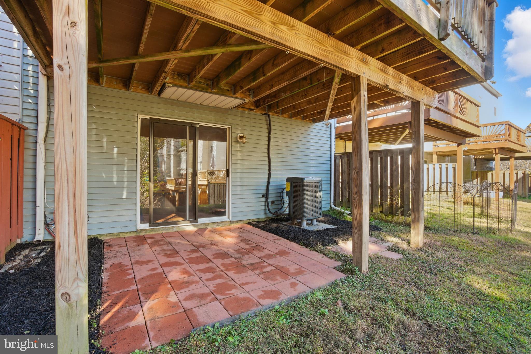 HICKORY RIDGE - Residential Lease