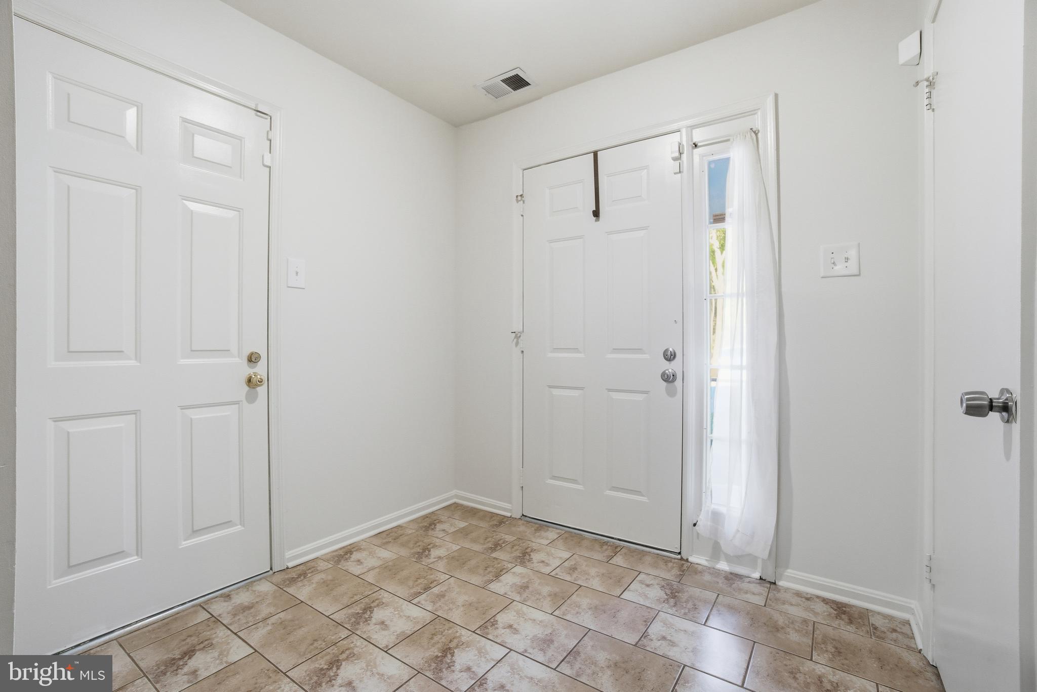 HICKORY RIDGE - Residential Lease