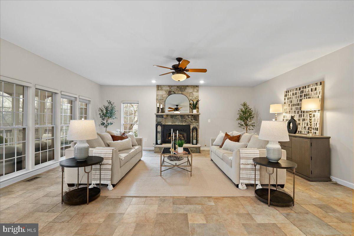 FAIRCREST - Residential