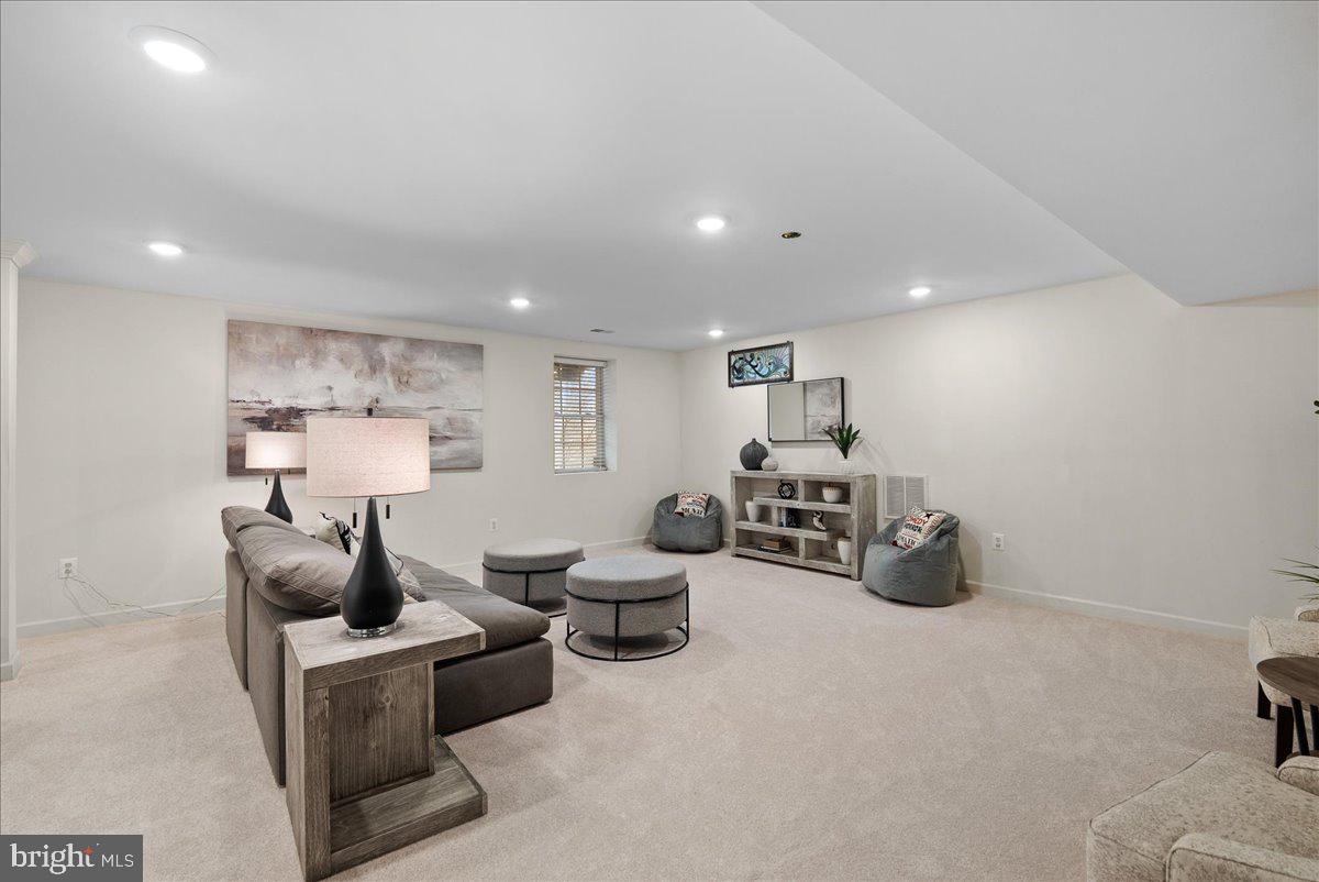 FAIRCREST - Residential