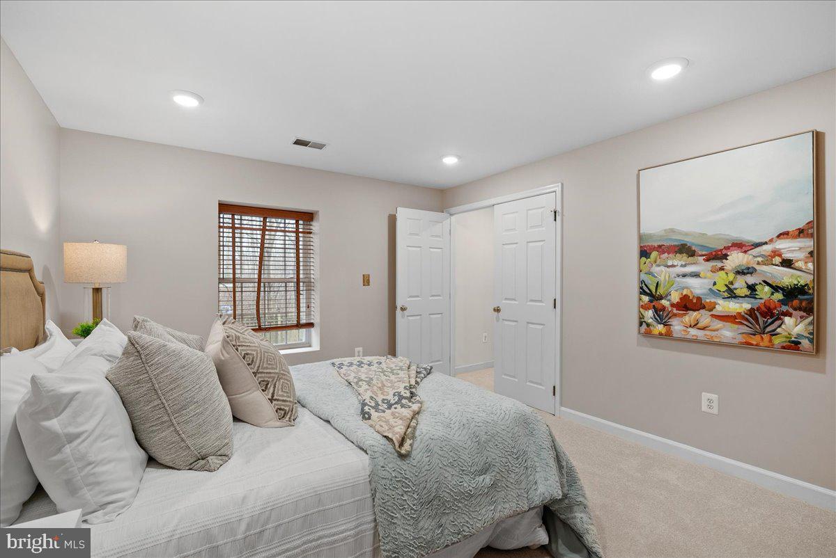 FAIRCREST - Residential