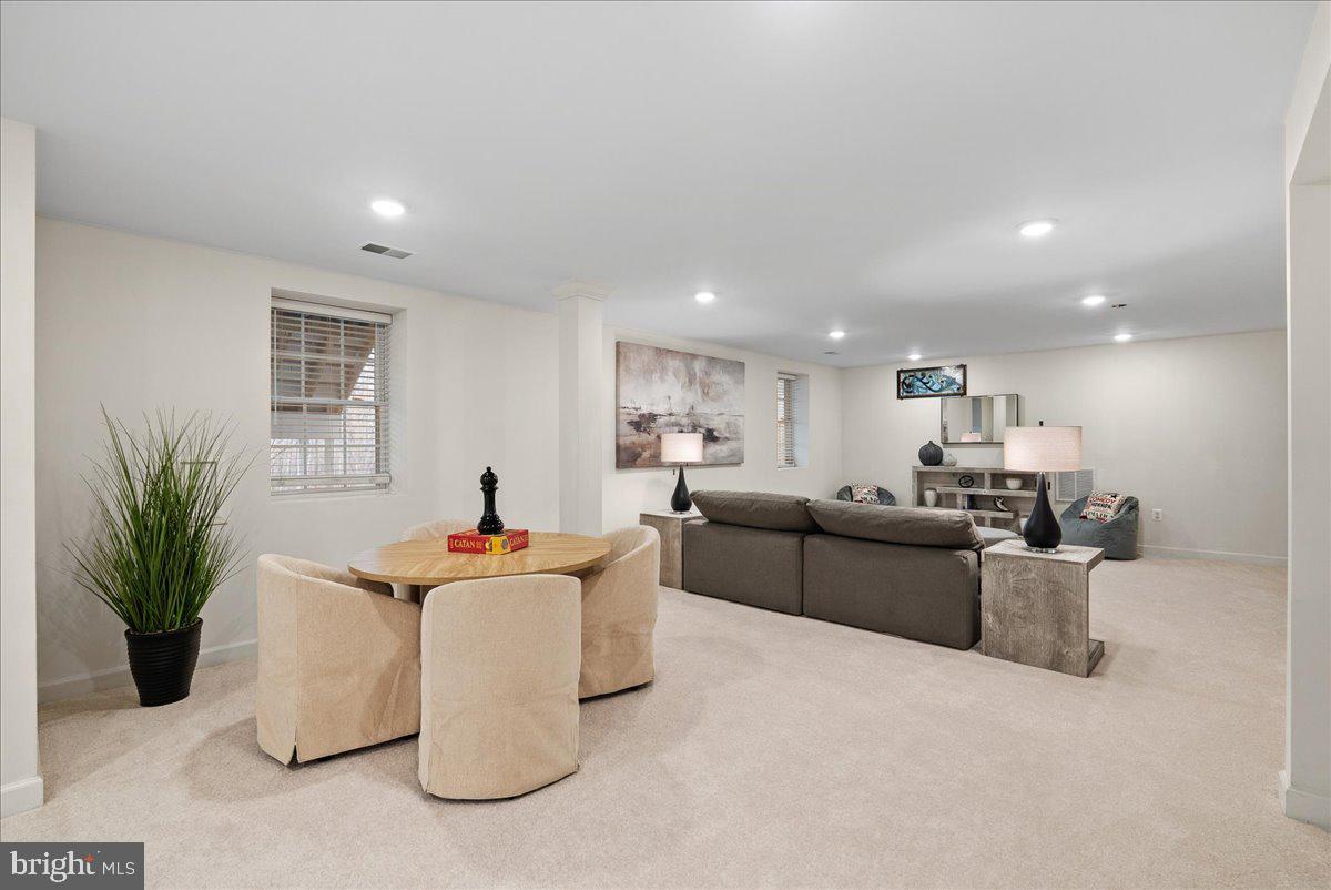 FAIRCREST - Residential