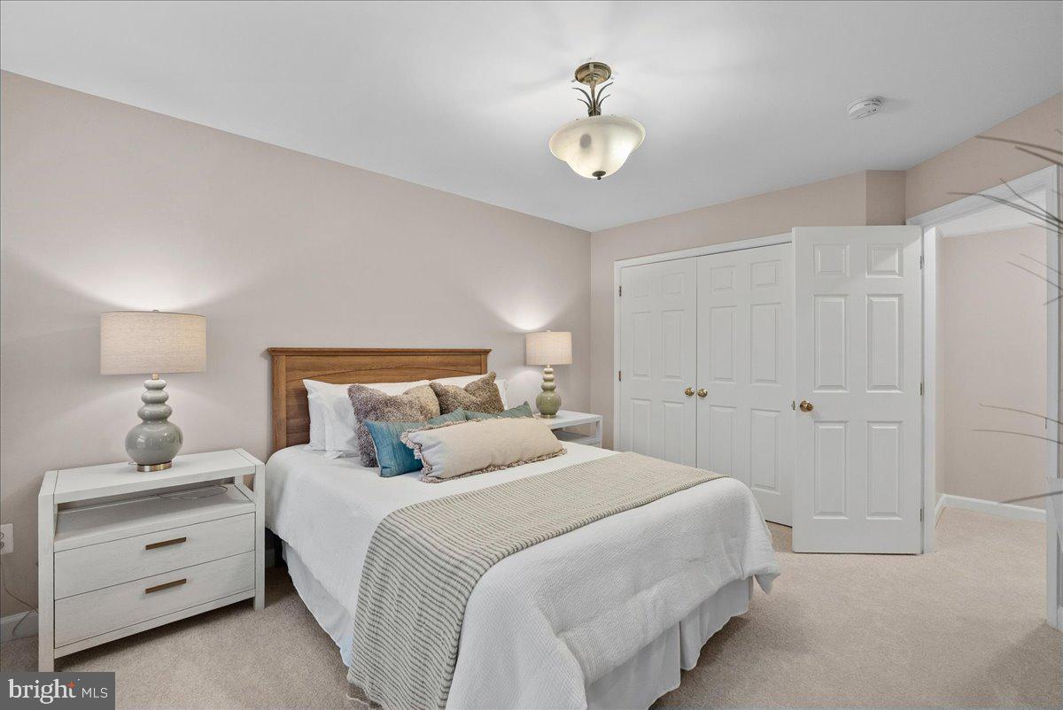 FAIRCREST - Residential