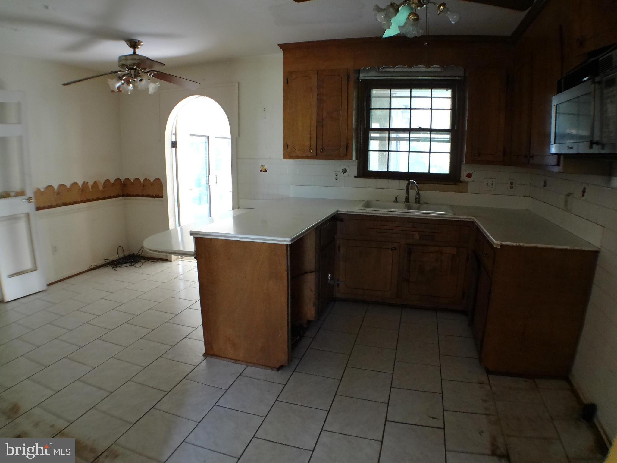 SHERWOOD HILLS - Residential