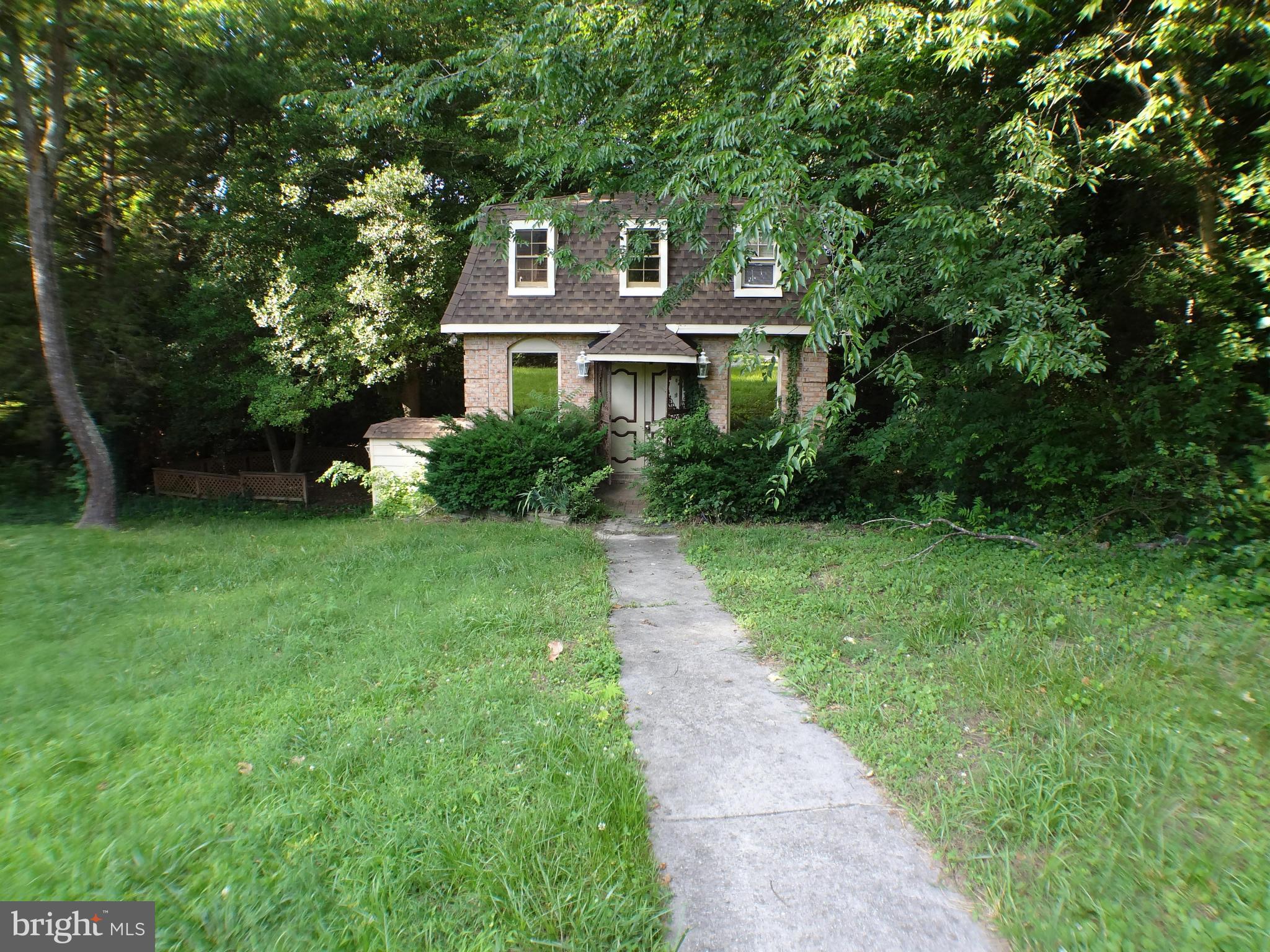 SHERWOOD HILLS - Residential