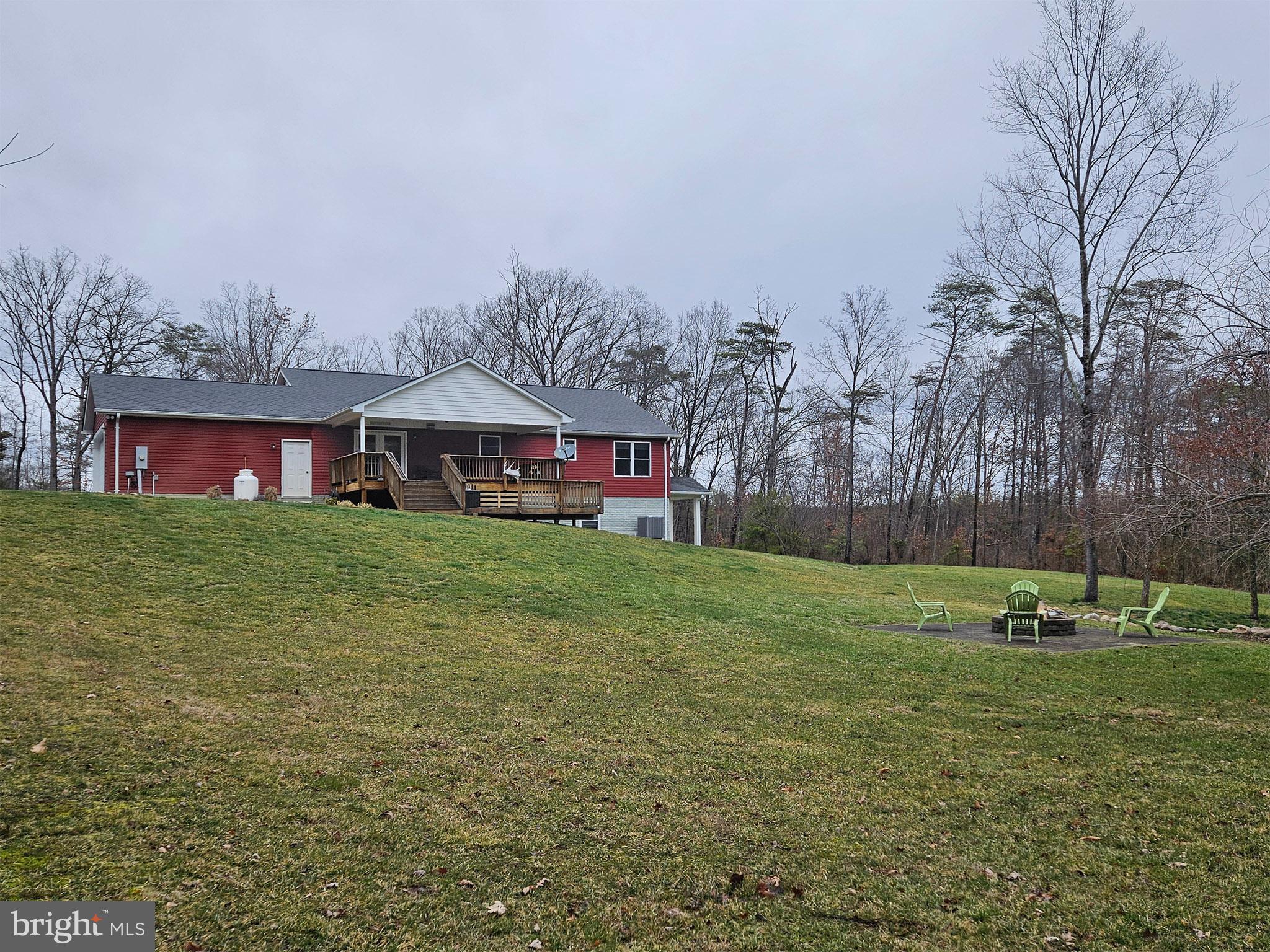 MASSANUTTEN FARMS WEST - Residential