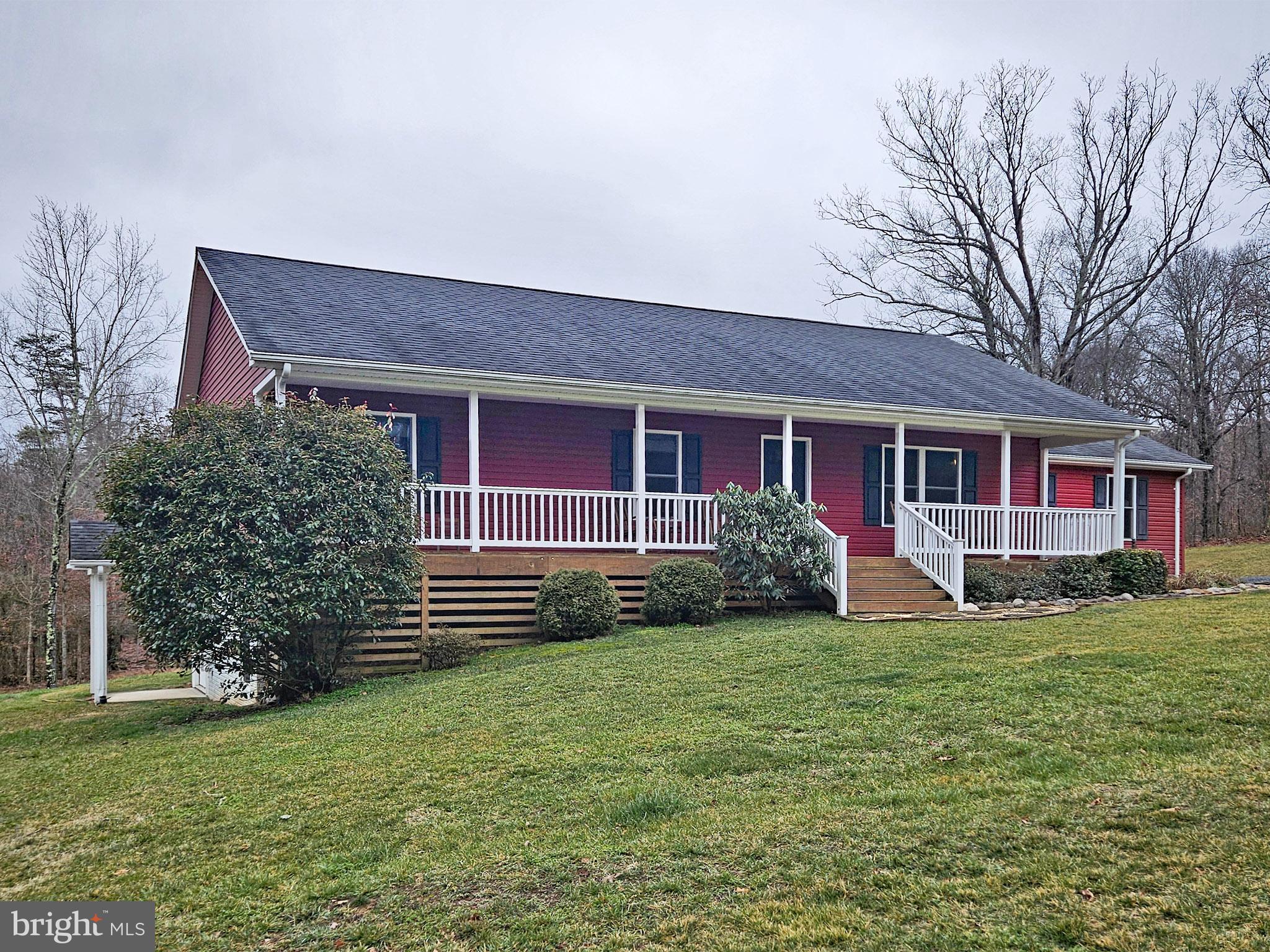 MASSANUTTEN FARMS WEST - Residential