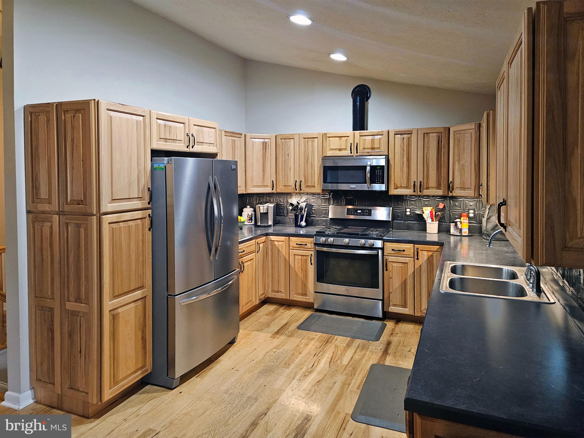 MASSANUTTEN FARMS WEST - Residential