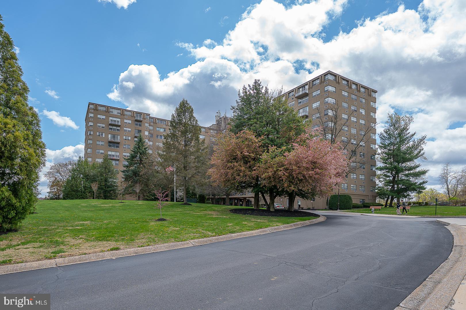 1030 E LANCASTER AVENUE 117